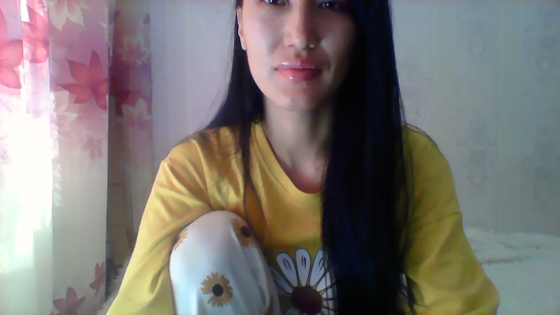 Gallery image thumbnail from SweetRo0mance's myfreecams stream on, 10/24/2023, 06:01 image 4 of 20