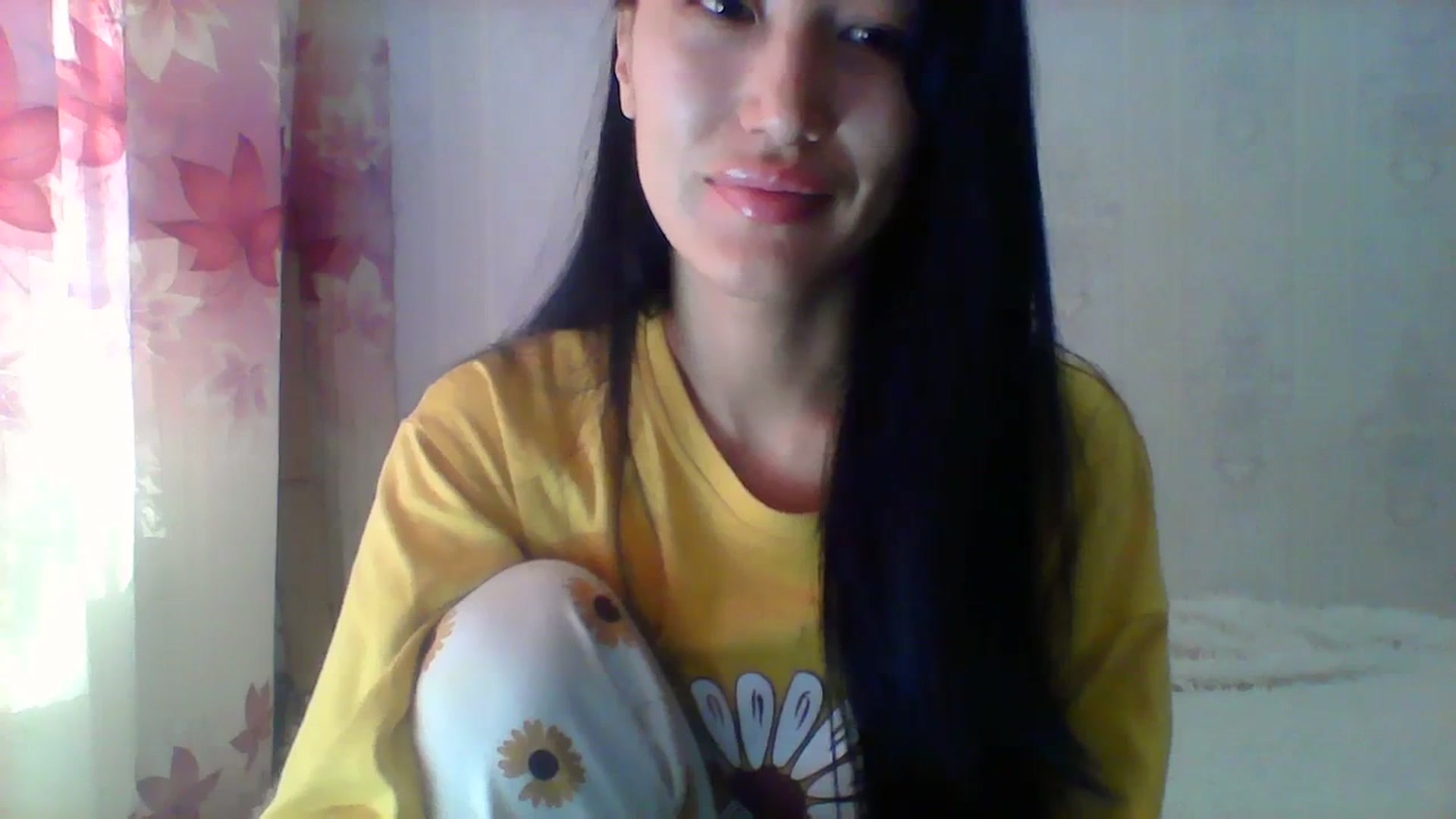 Gallery image thumbnail from SweetRo0mance's myfreecams stream on, 10/24/2023, 06:01 image 3 of 20