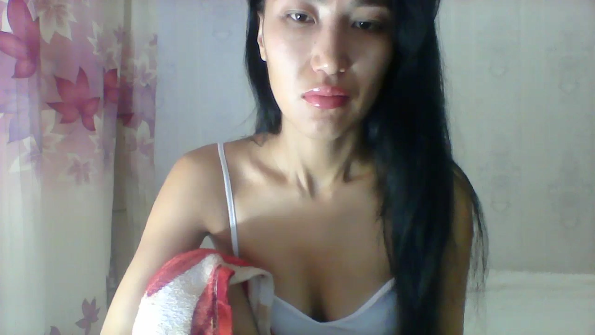 Gallery image thumbnail from SweetRo0mance's myfreecams stream on, 10/27/2023, 05:58 image 16 of 20