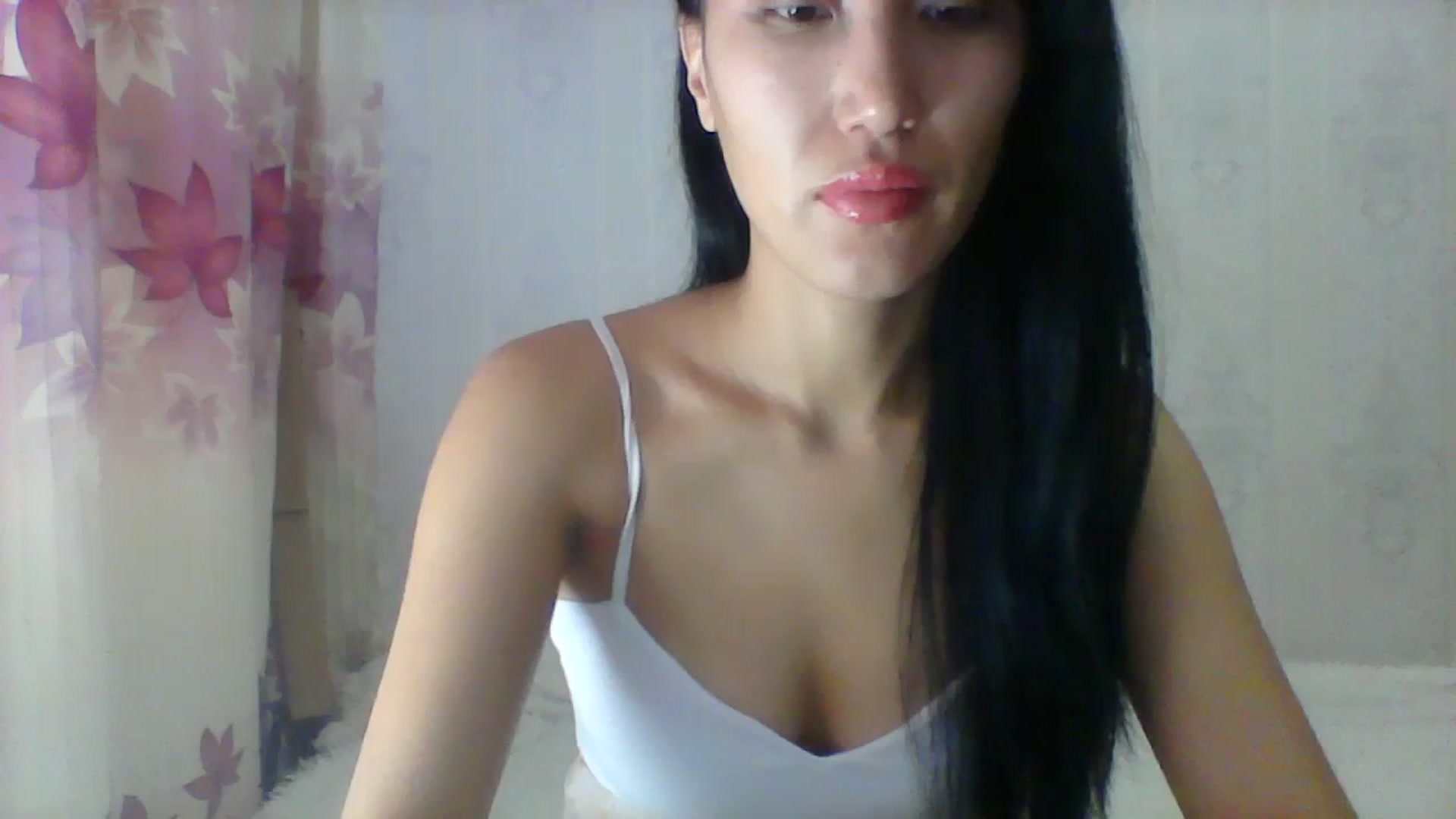 Gallery image thumbnail from SweetRo0mance's myfreecams stream on, 10/27/2023, 05:58 image 4 of 20