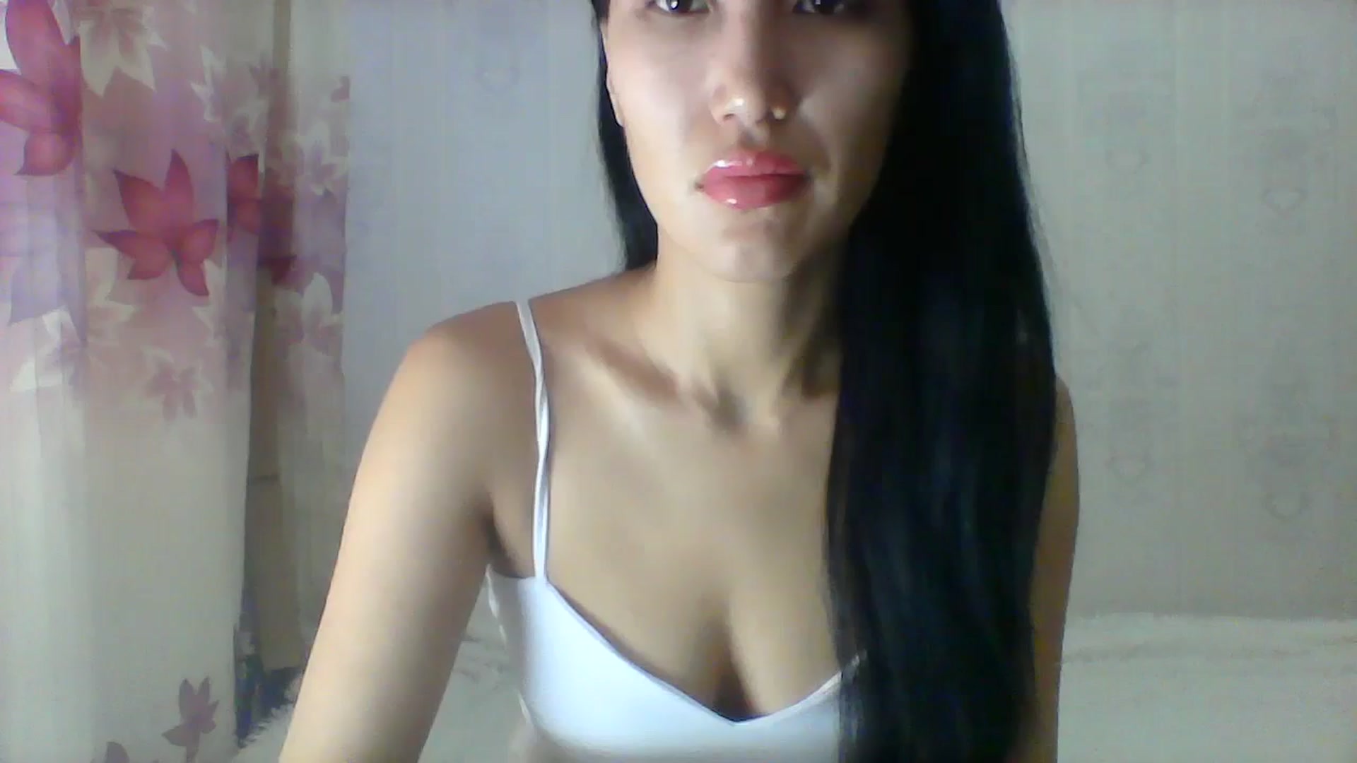Gallery image thumbnail from SweetRo0mance's myfreecams stream on, 10/27/2023, 05:58 image 6 of 20