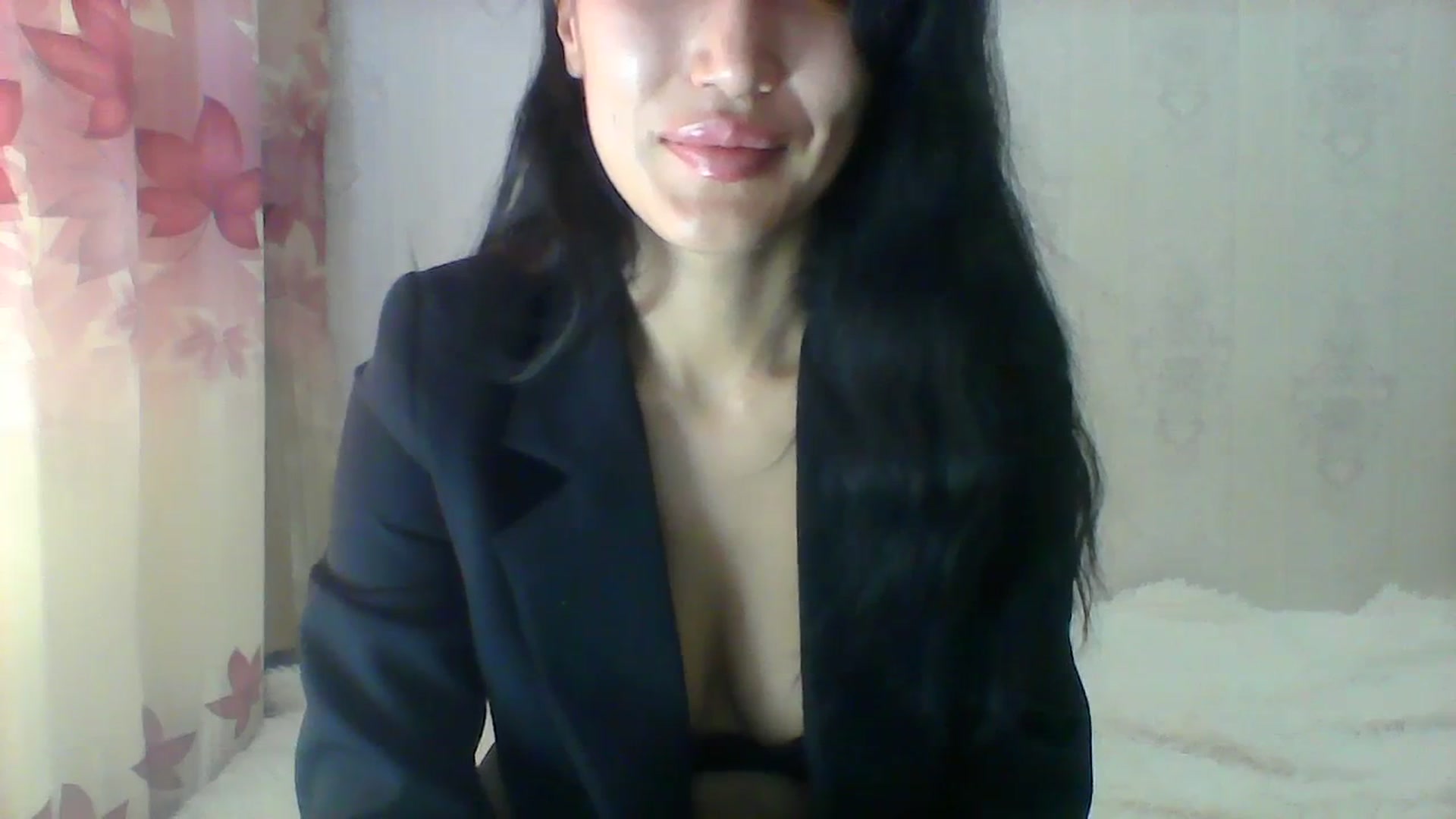 Gallery image thumbnail from SweetRo0mance's myfreecams stream on, 10/28/2023, 10:04 image 15 of 20