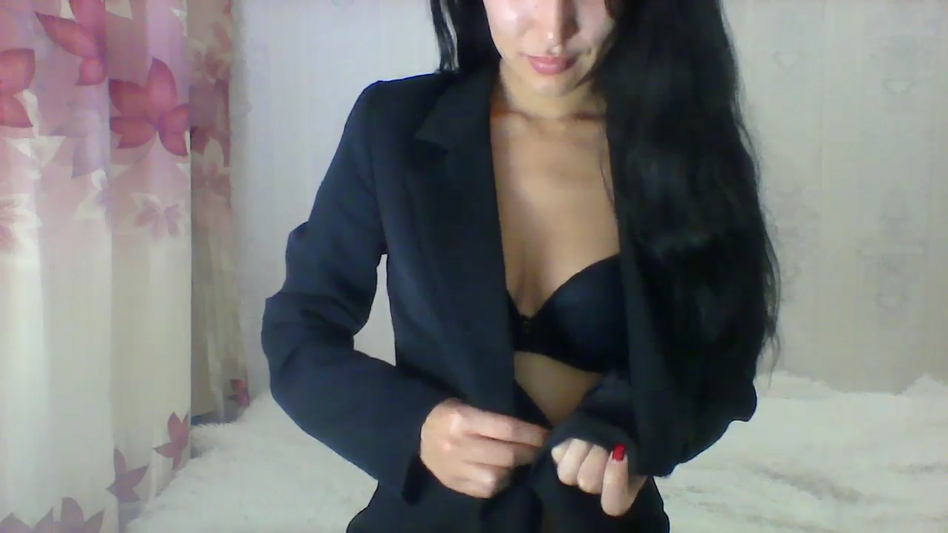 Gallery image thumbnail from SweetRo0mance's myfreecams stream on, 10/28/2023, 10:04 image 13 of 20