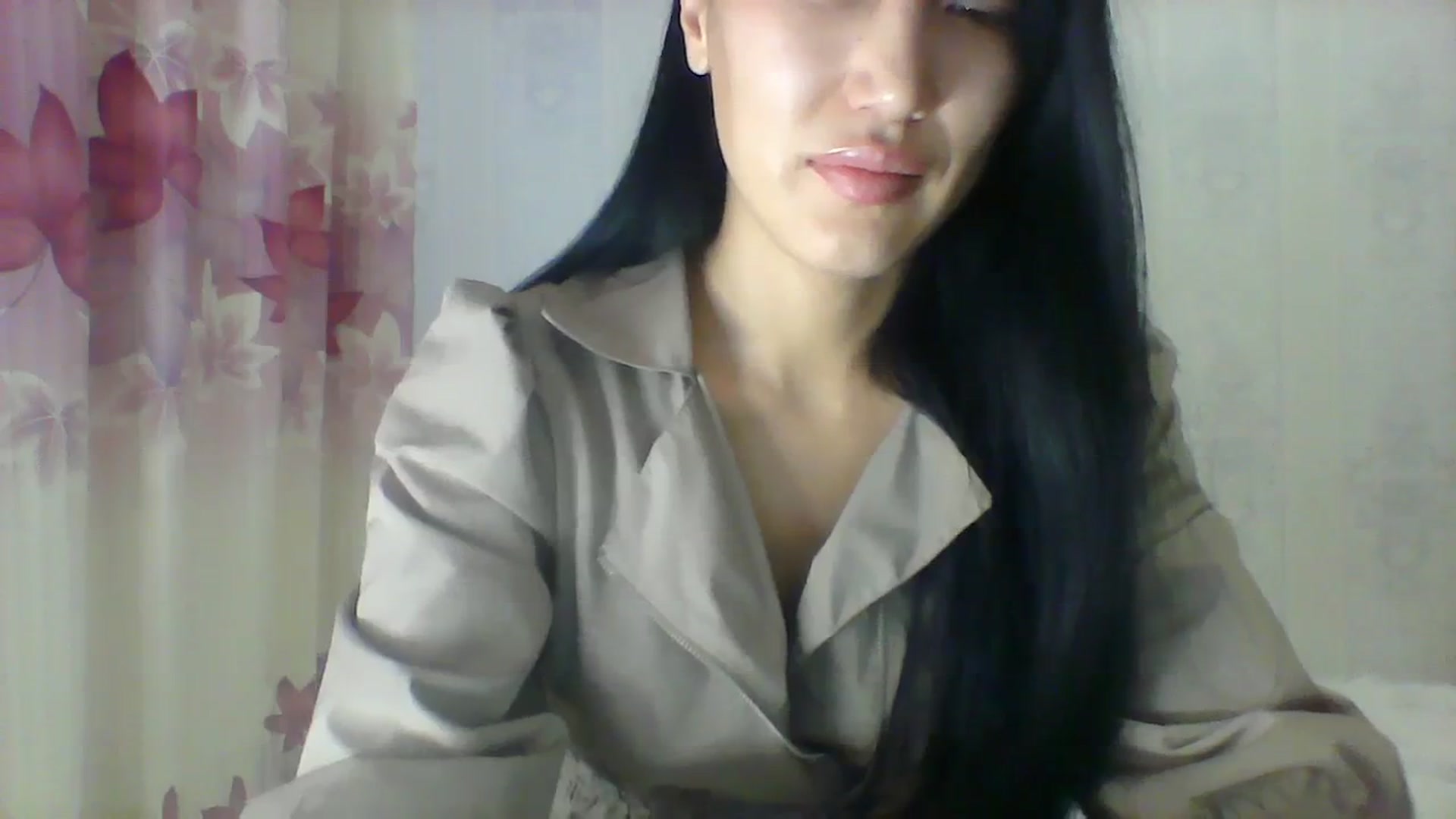 Gallery image thumbnail from SweetRo0mance's myfreecams stream on, 12/06/2023, 14:35 image 13 of 20