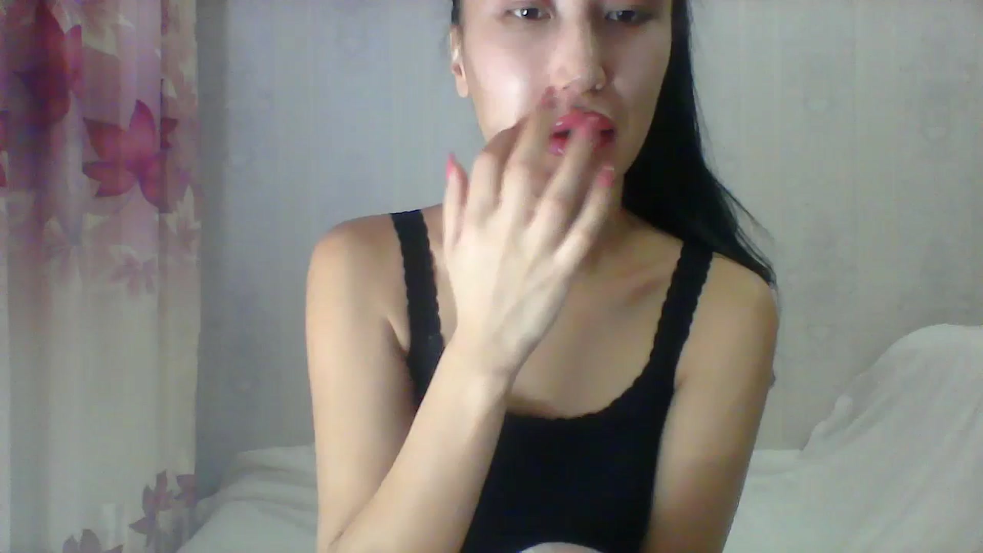 Gallery image thumbnail from SweetRo0mance's myfreecams stream on, 03/06/2024, 13:16 image 9 of 20