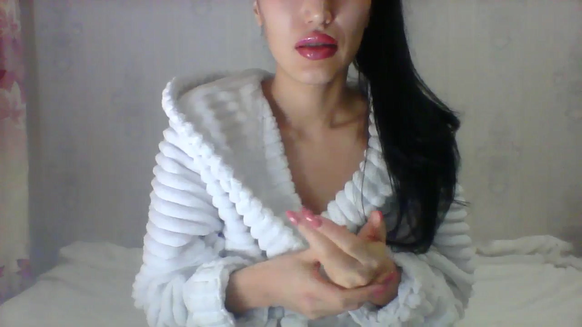 Gallery image thumbnail from SweetRo0mance's myfreecams stream on, 03/06/2024, 14:30 image 12 of 20