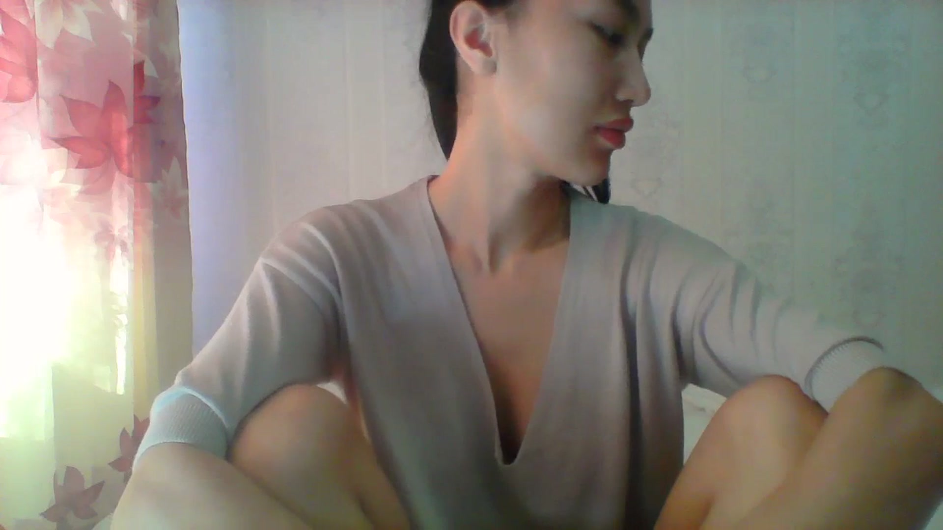 Gallery image thumbnail from SweetRo0mance's myfreecams stream on, 03/27/2024, 05:55 image 14 of 20