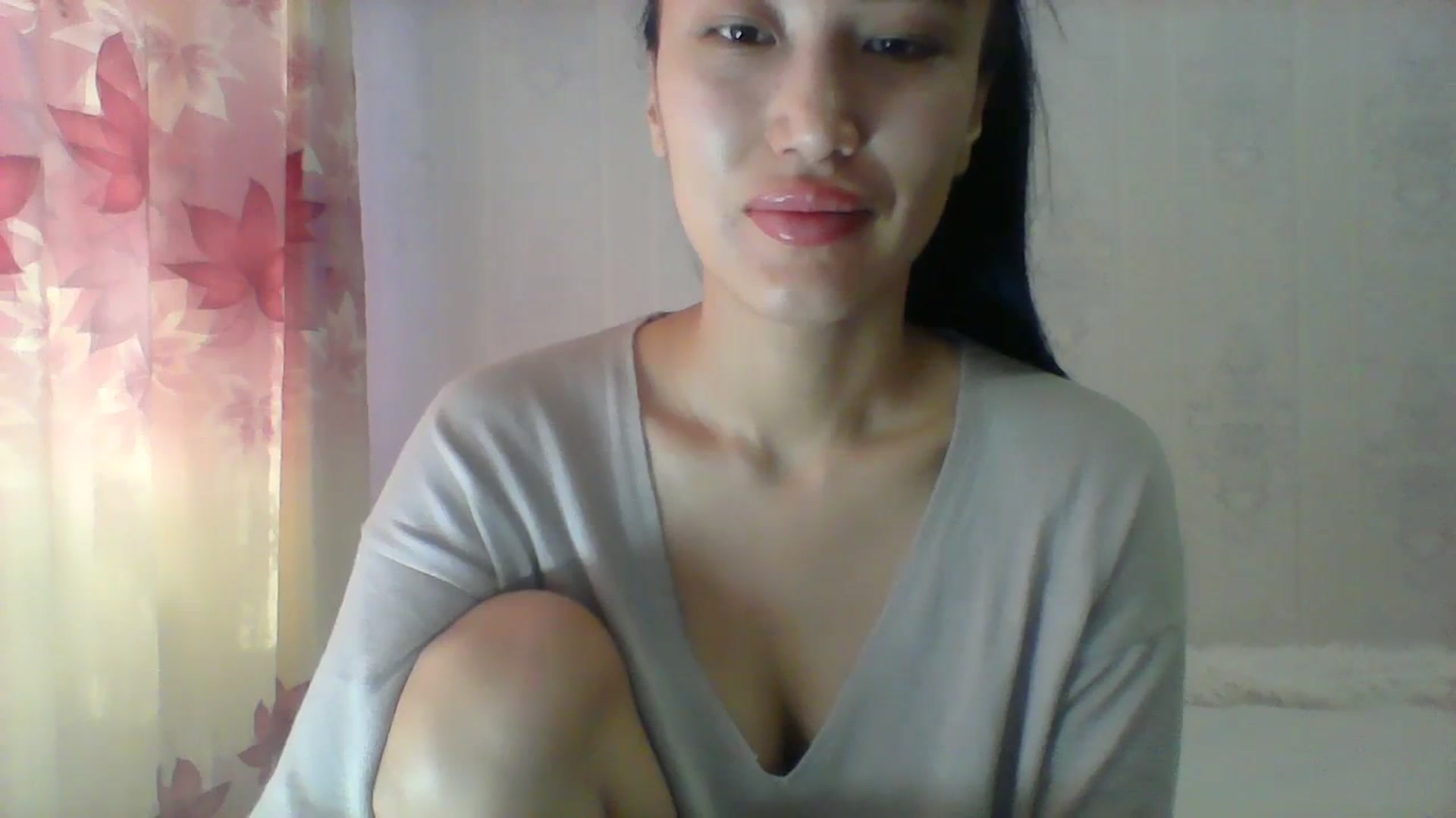 Gallery image thumbnail from SweetRo0mance's myfreecams stream on, 03/27/2024, 05:55 image 7 of 20