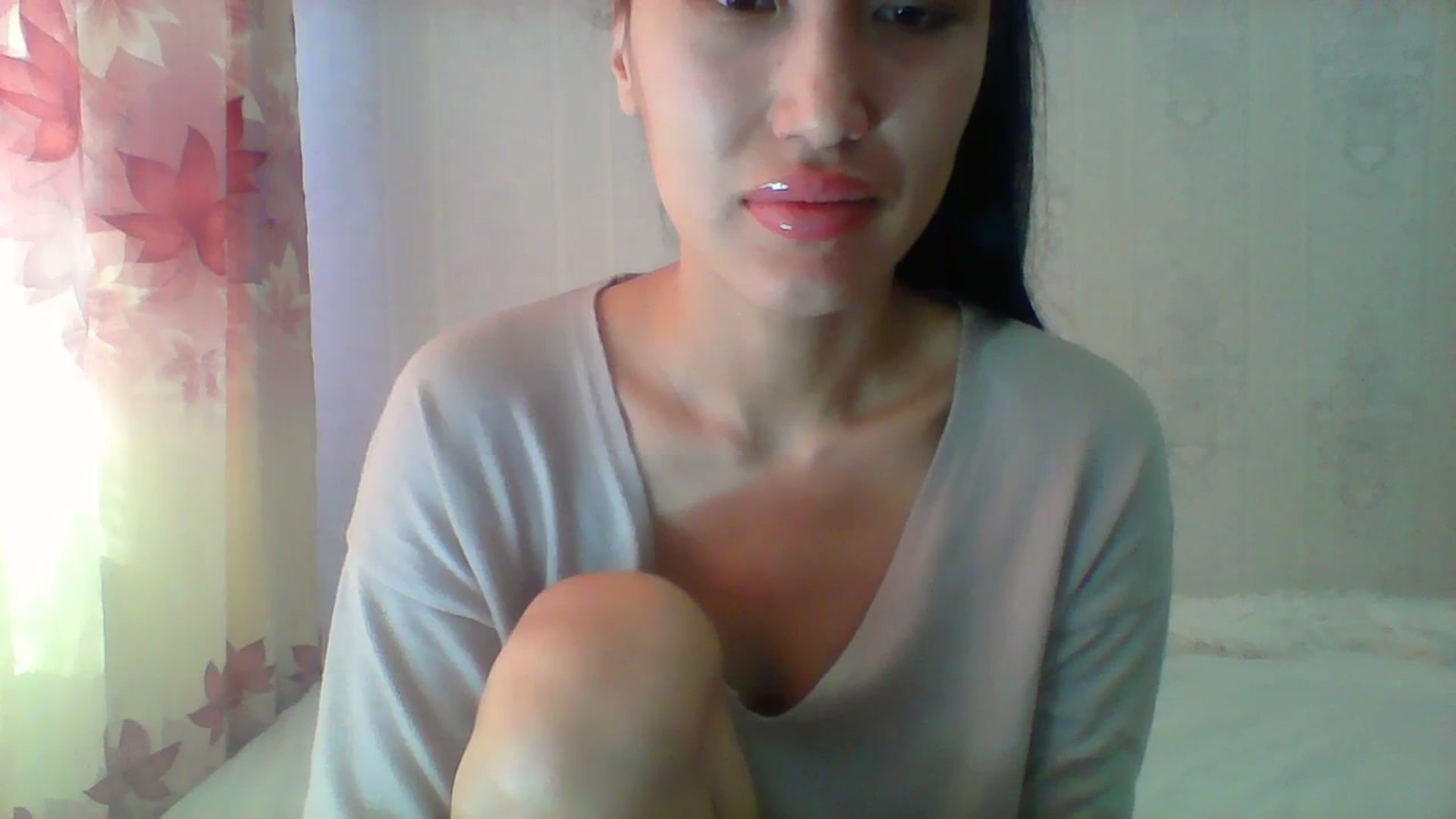 Gallery image thumbnail from SweetRo0mance's myfreecams stream on, 03/27/2024, 05:55 image 18 of 20