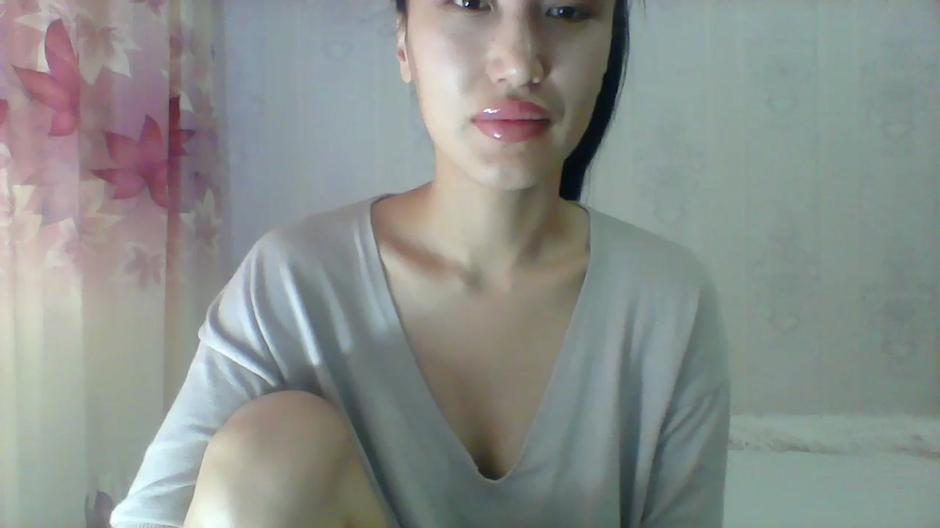 Gallery image thumbnail from SweetRo0mance's myfreecams stream on, 03/27/2024, 05:55 image 1 of 20