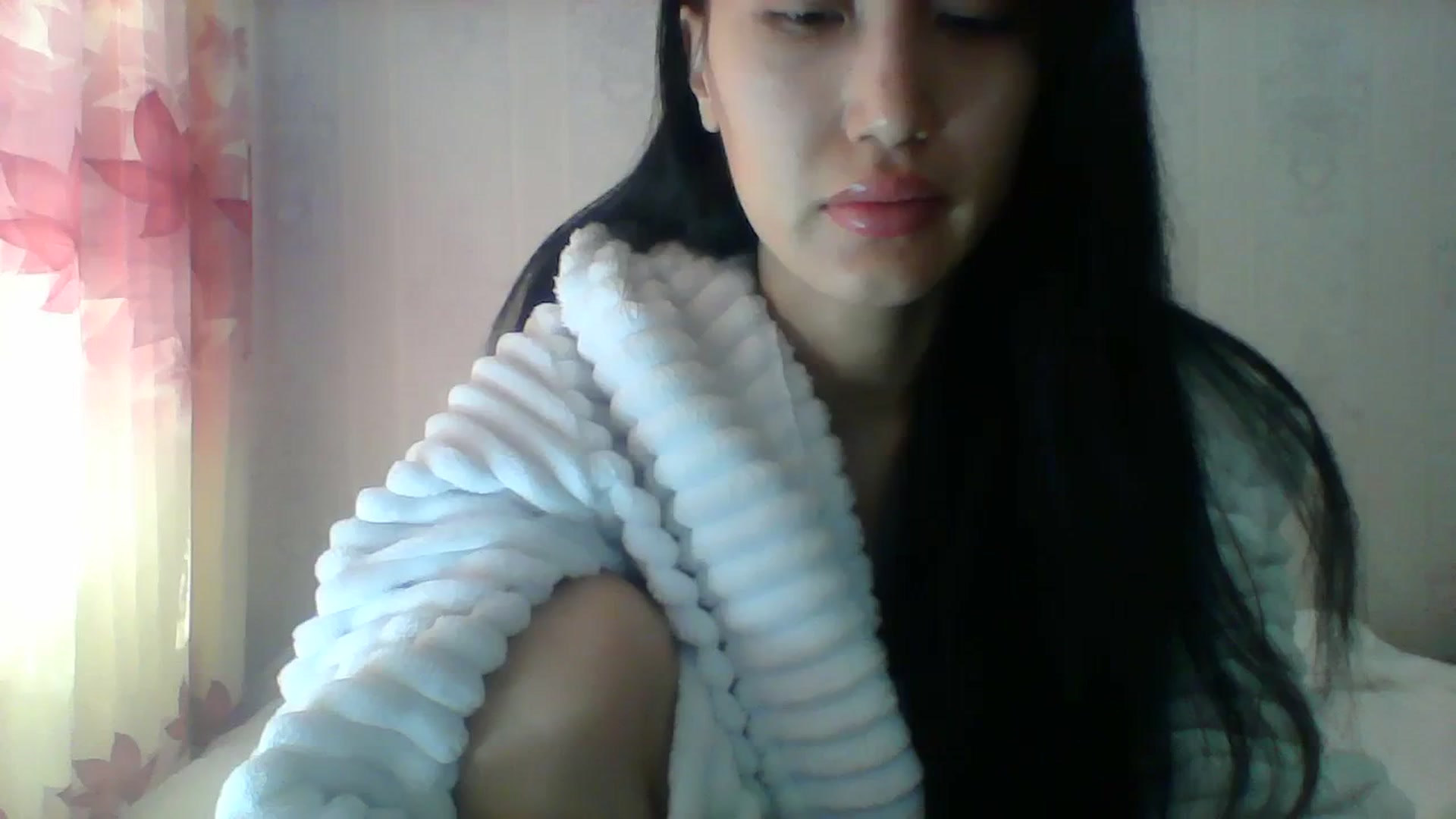 Gallery image thumbnail from SweetRo0mance's myfreecams stream on, 04/08/2024, 05:05 image 20 of 20