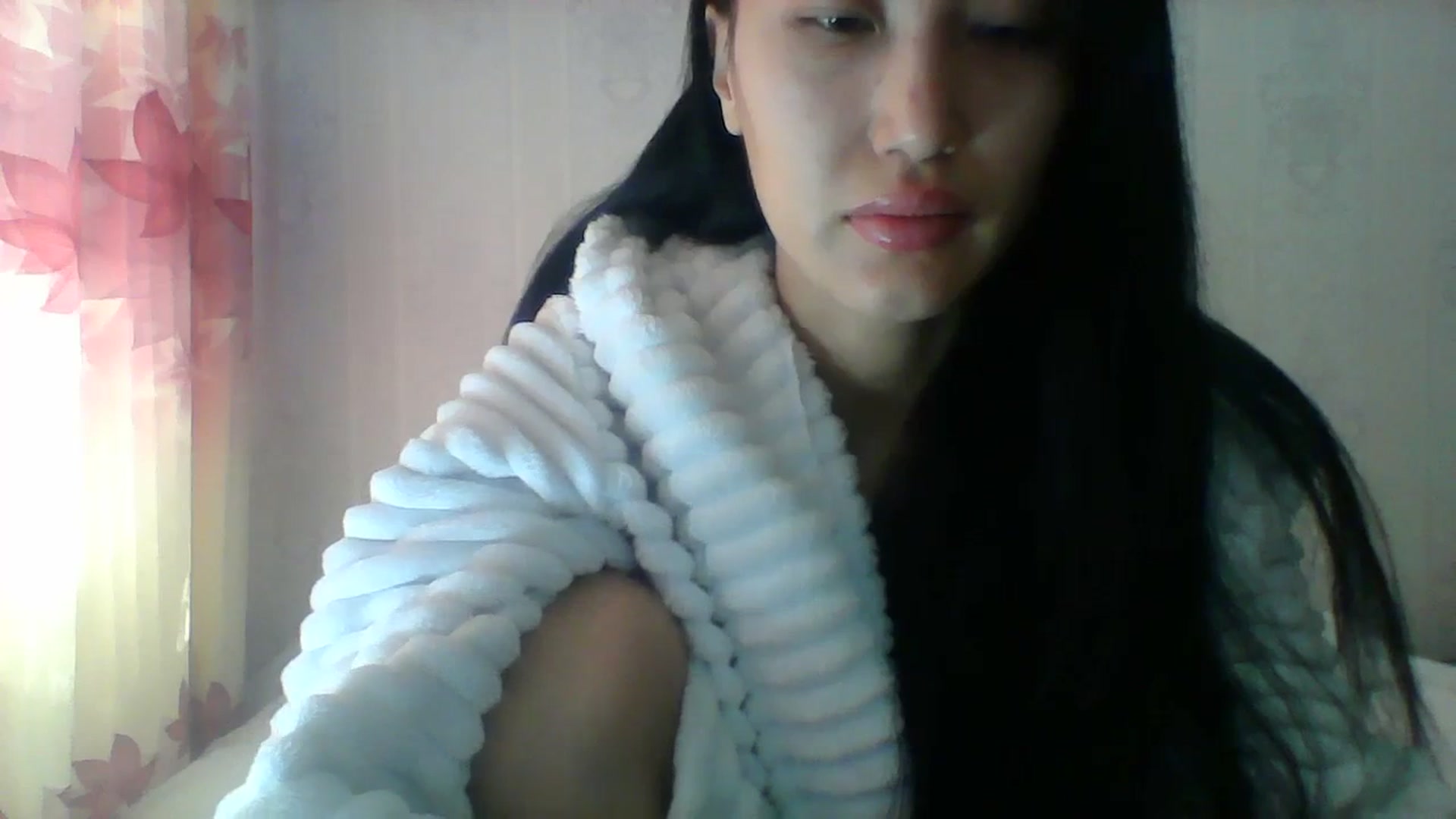 Gallery image thumbnail from SweetRo0mance's myfreecams stream on, 04/08/2024, 05:05 image 14 of 20
