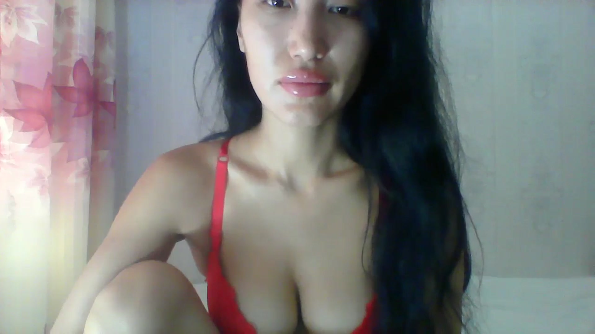 Gallery image thumbnail from SweetRo0mance's myfreecams stream on, 05/24/2024, 05:13 image 10 of 20