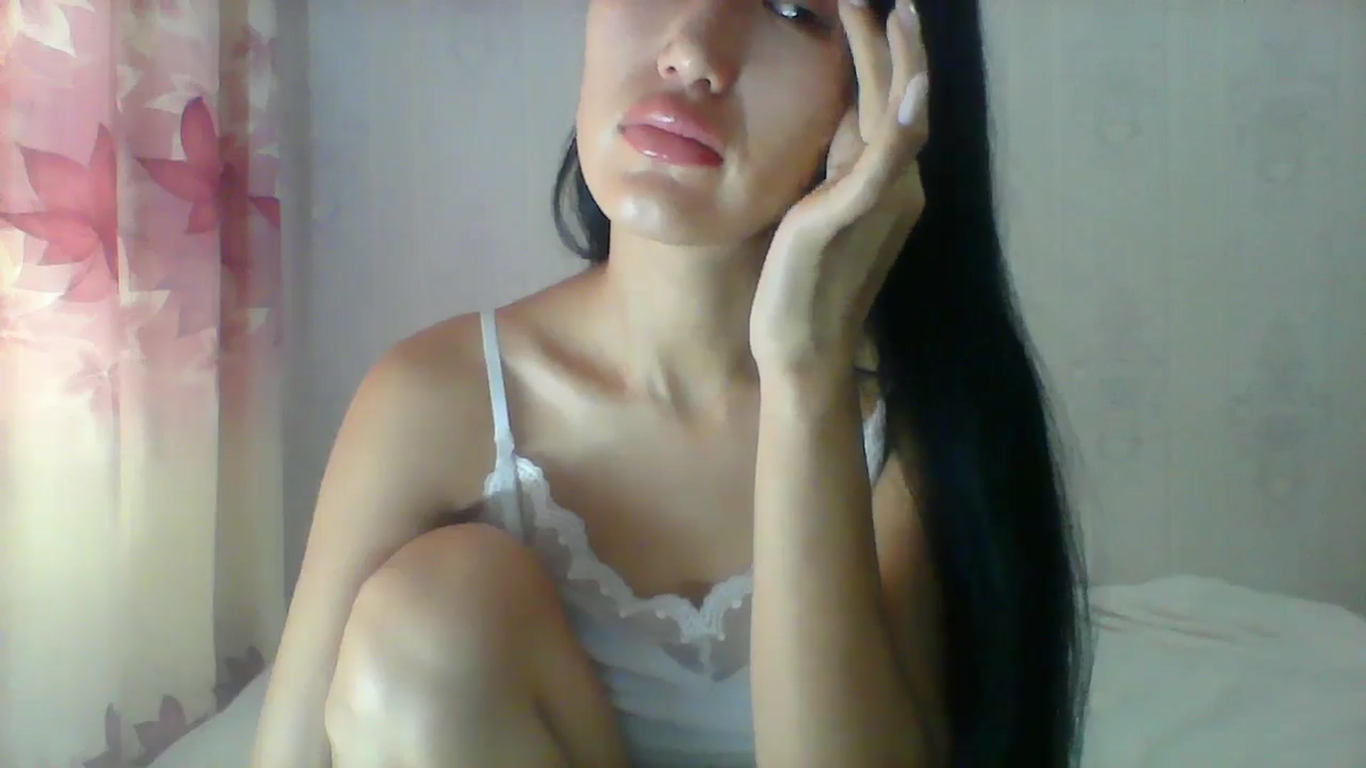 Gallery image thumbnail from SweetRo0mance's myfreecams stream on, 06/11/2024, 05:30 image 11 of 20