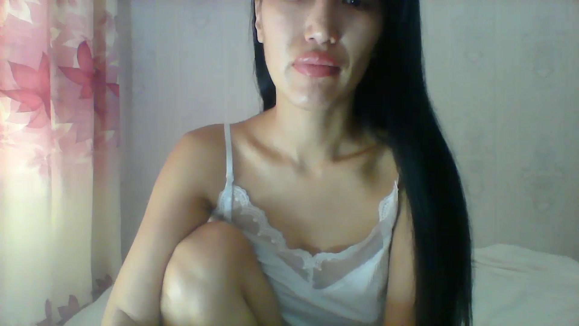 Gallery image thumbnail from SweetRo0mance's myfreecams stream on, 06/11/2024, 05:30 image 10 of 20