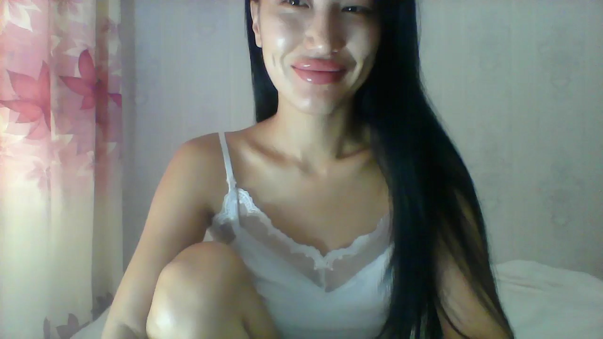 Gallery image thumbnail from SweetRo0mance's myfreecams stream on, 06/11/2024, 05:30 image 1 of 20