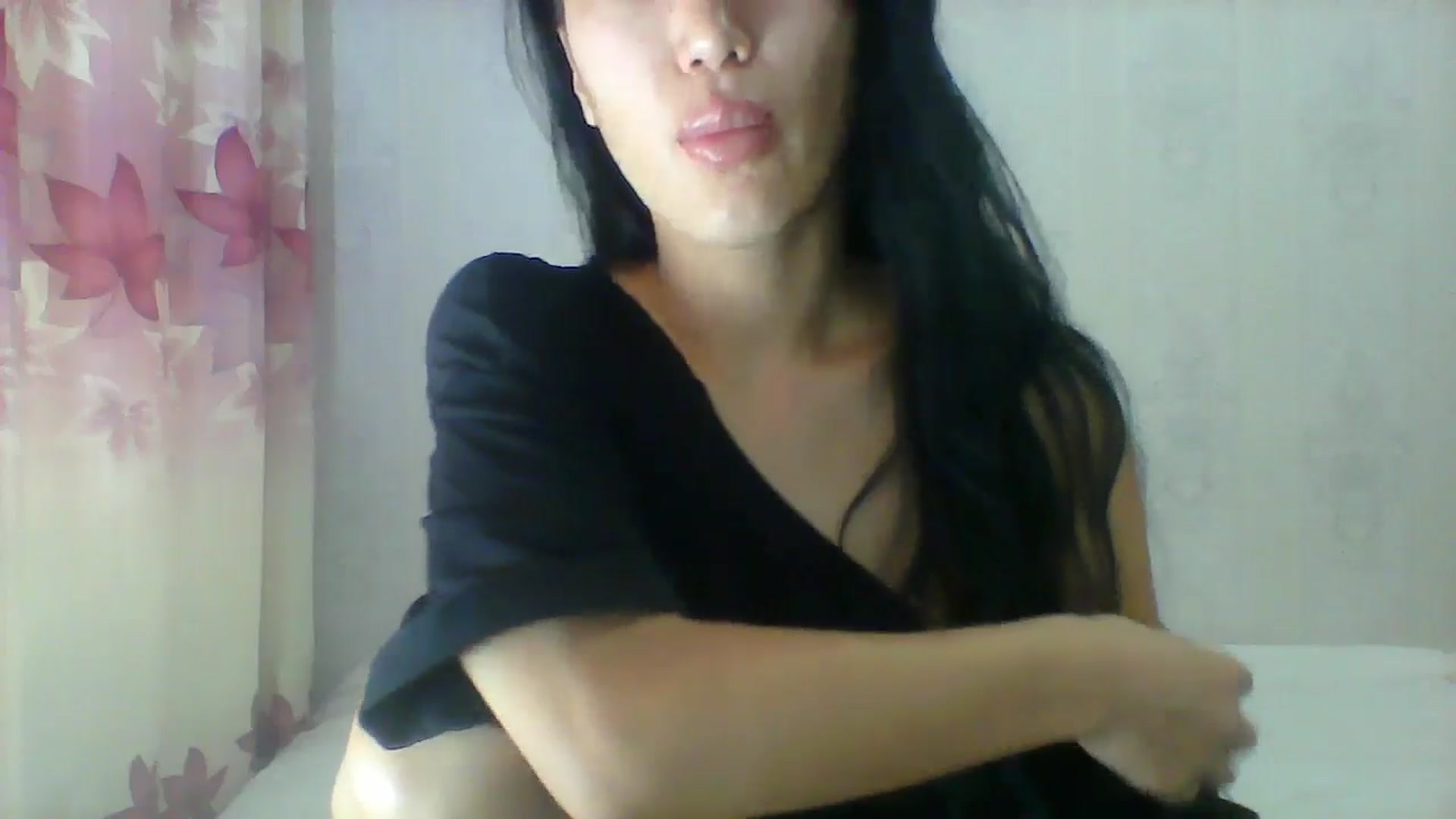 Gallery image thumbnail from SweetRo0mance's myfreecams stream on, 06/18/2024, 04:38 image 6 of 20