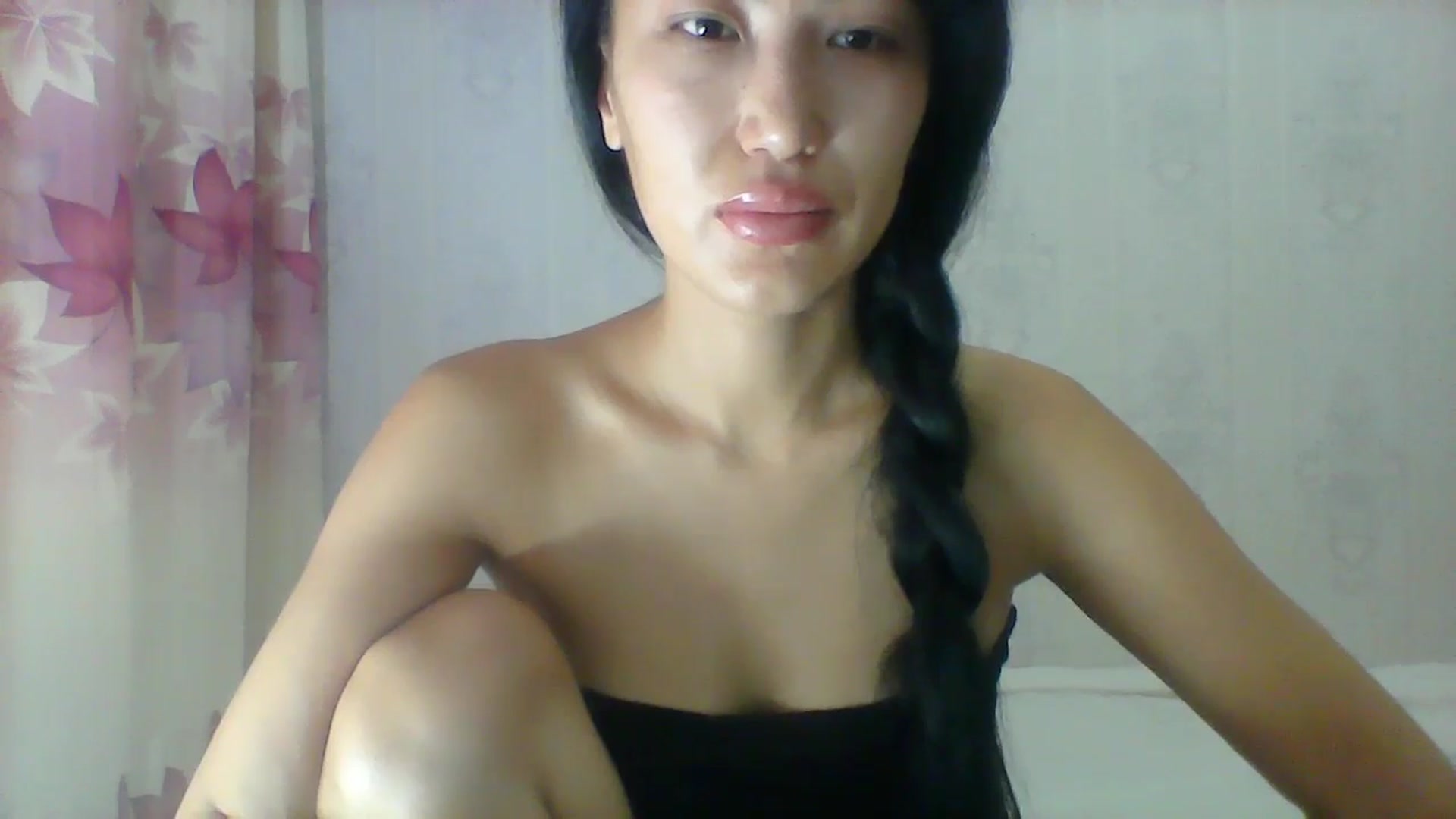 Gallery image thumbnail from SweetRo0mance's myfreecams stream on, 06/24/2024, 05:05 image 3 of 20