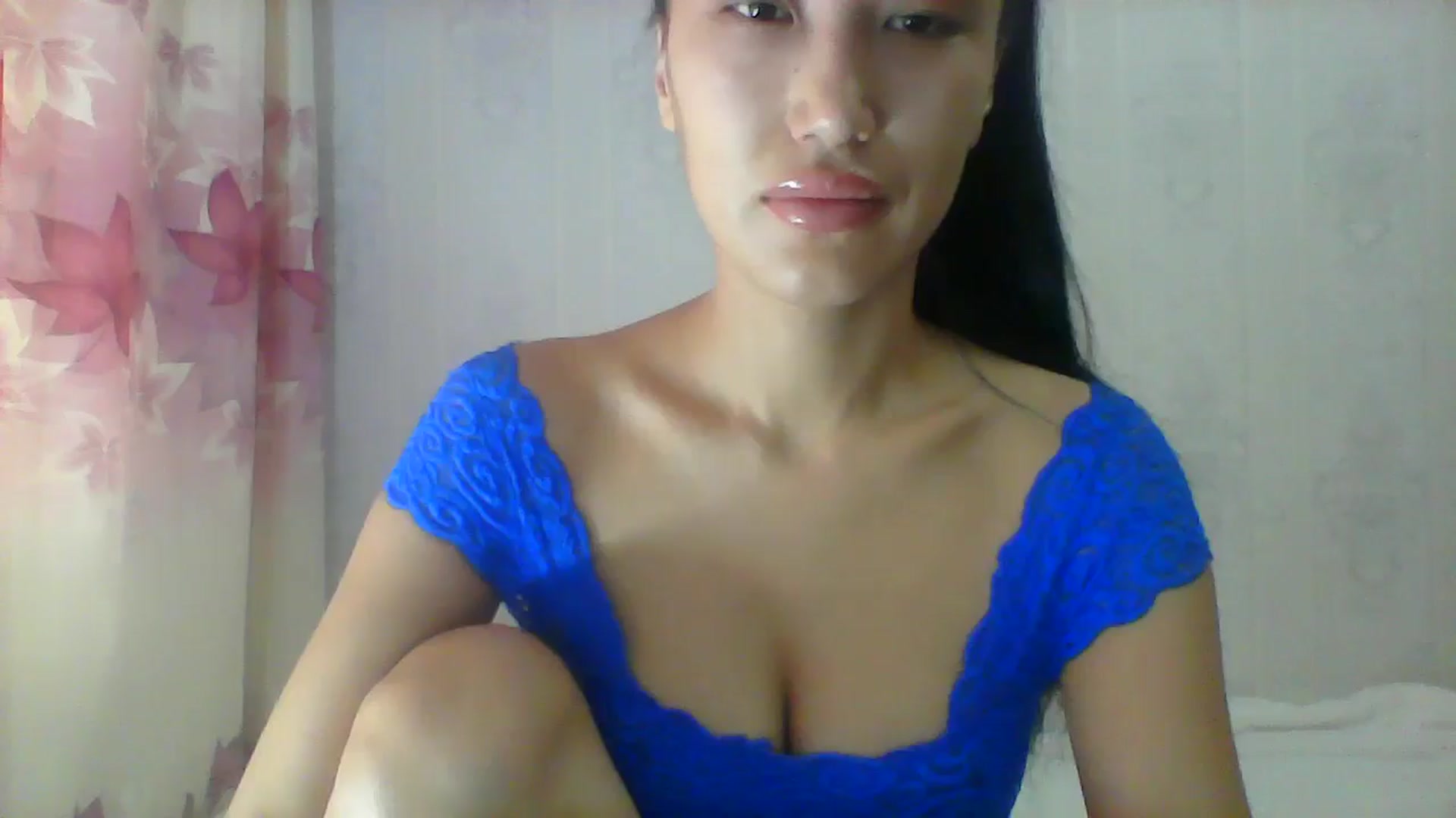 Gallery image thumbnail from SweetRo0mance's myfreecams stream on, 06/25/2024, 04:52 image 8 of 20