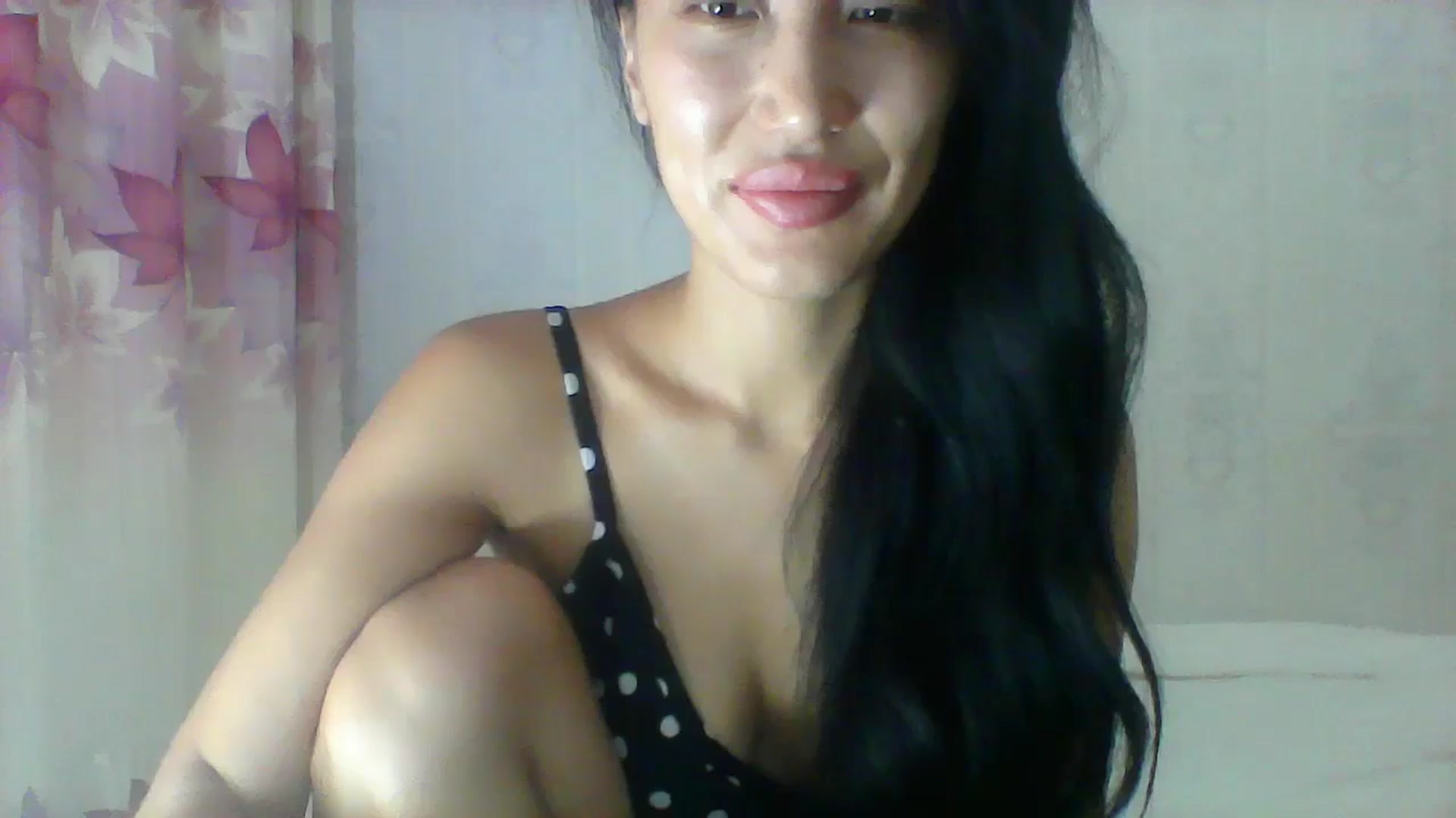 Gallery image thumbnail from SweetRo0mance's myfreecams stream on, 07/01/2024, 10:44 image 20 of 20