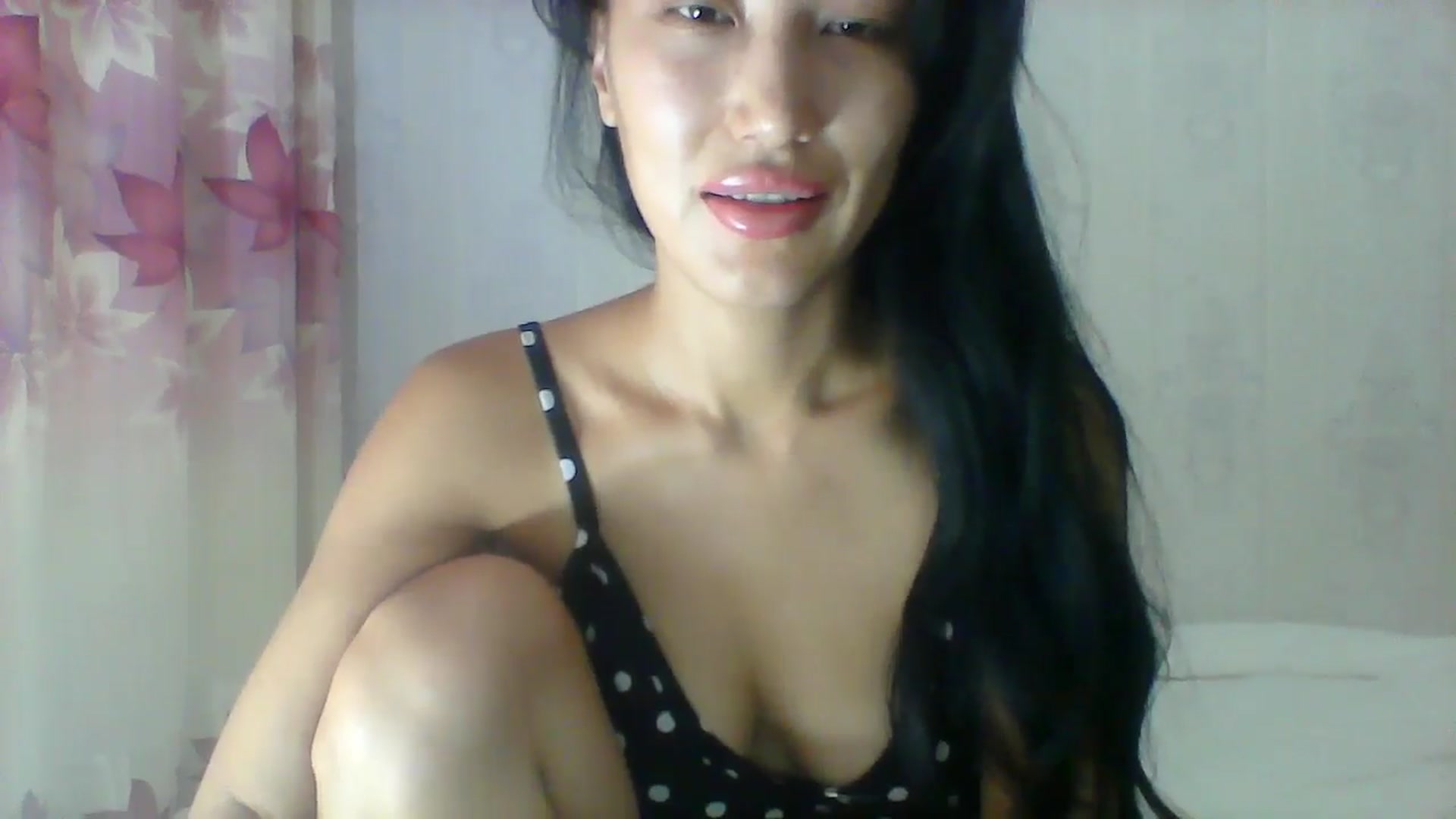 Gallery image thumbnail from SweetRo0mance's myfreecams stream on, 07/01/2024, 10:44 image 17 of 20
