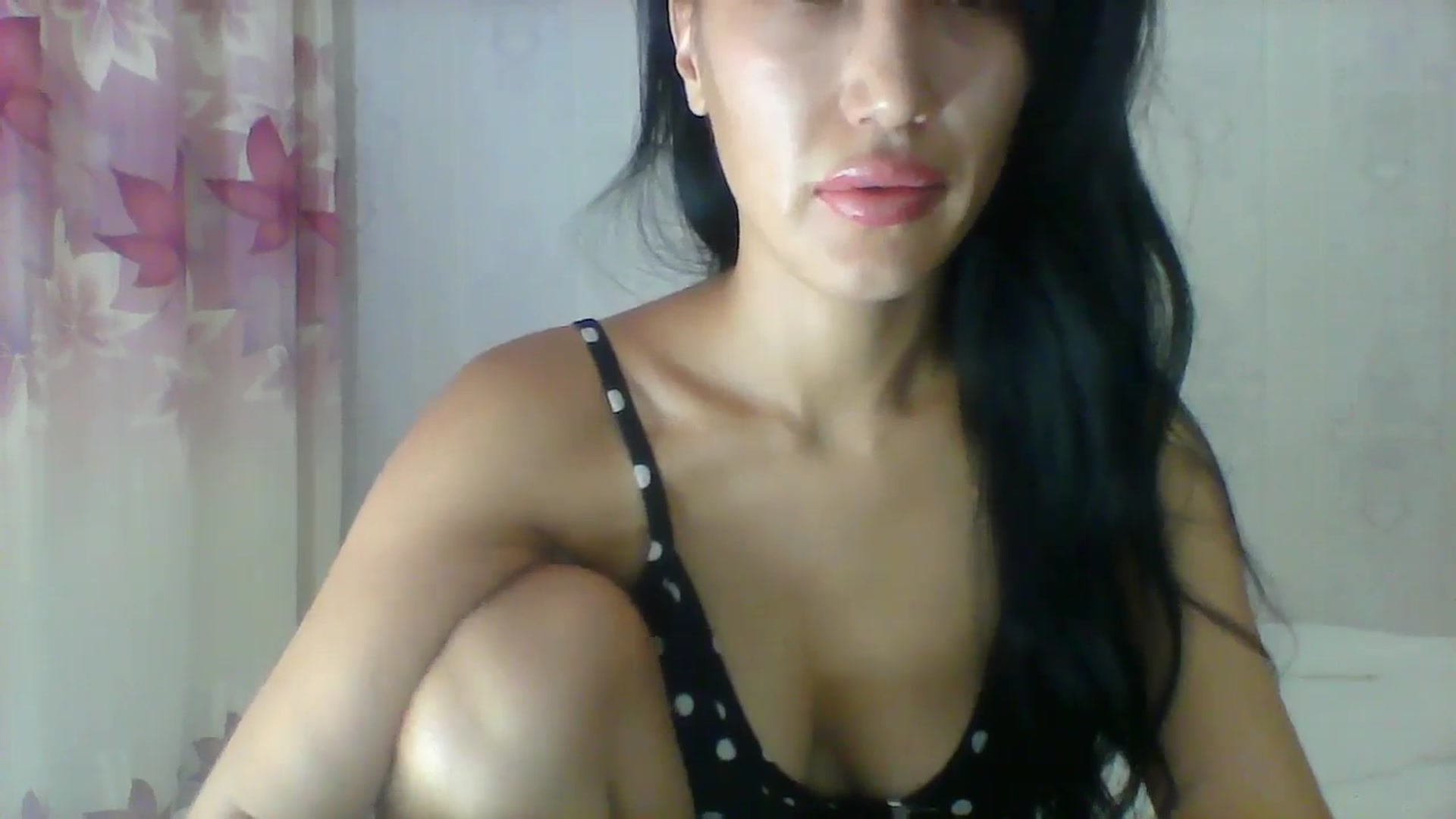 Gallery image thumbnail from SweetRo0mance's myfreecams stream on, 07/01/2024, 10:44 image 18 of 20