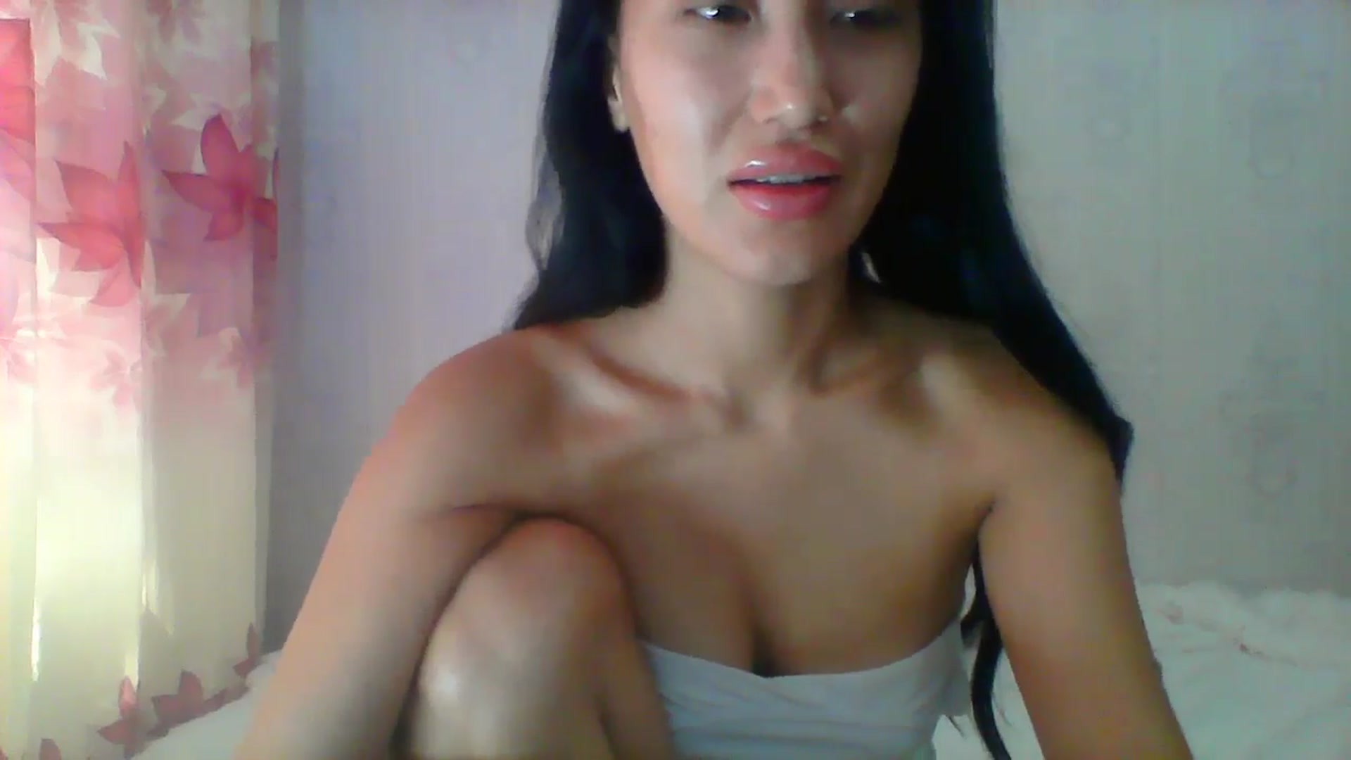 Gallery image thumbnail from SweetRo0mance's myfreecams stream on, 07/02/2024, 05:41 image 7 of 20
