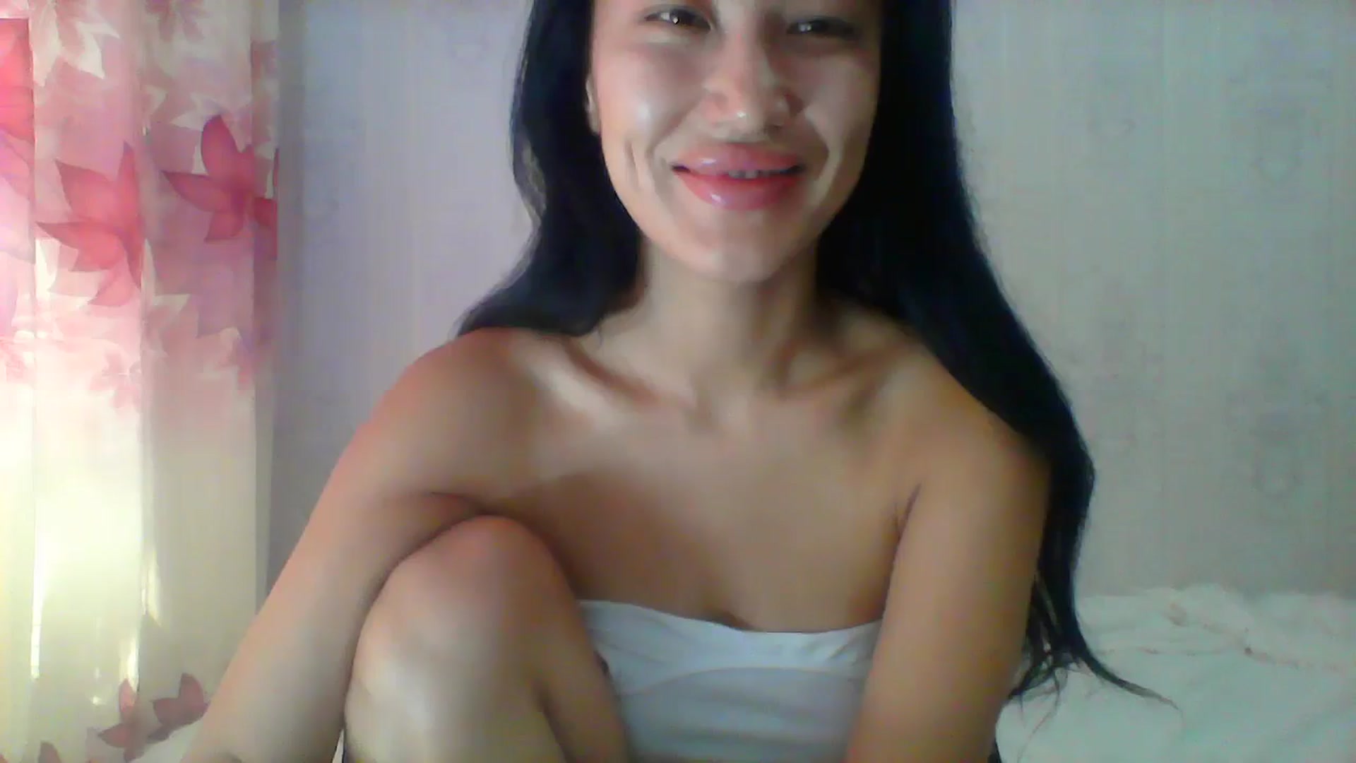 Gallery image thumbnail from SweetRo0mance's myfreecams stream on, 07/02/2024, 05:41 image 17 of 20
