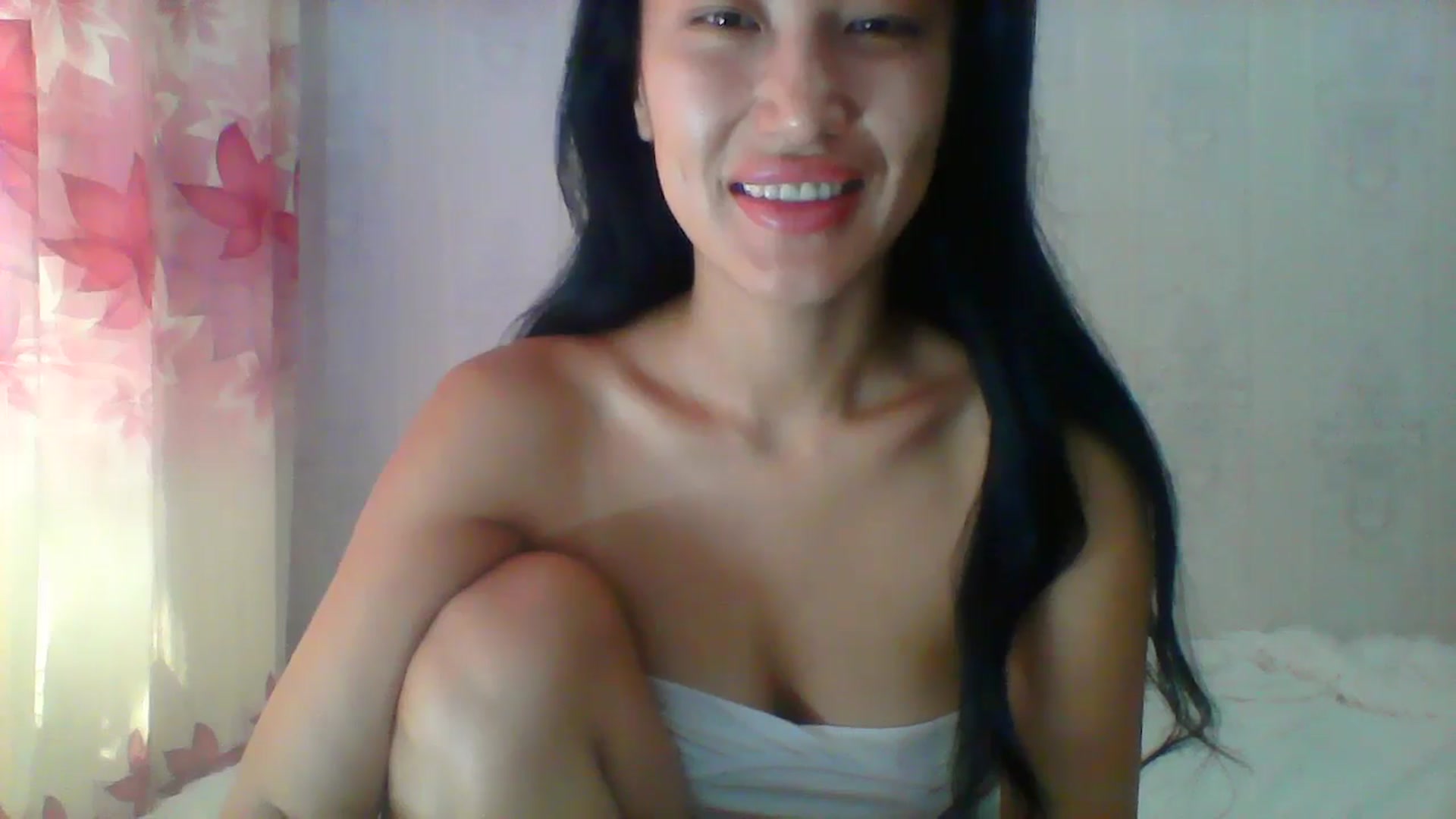Gallery image thumbnail from SweetRo0mance's myfreecams stream on, 07/02/2024, 05:41 image 14 of 20