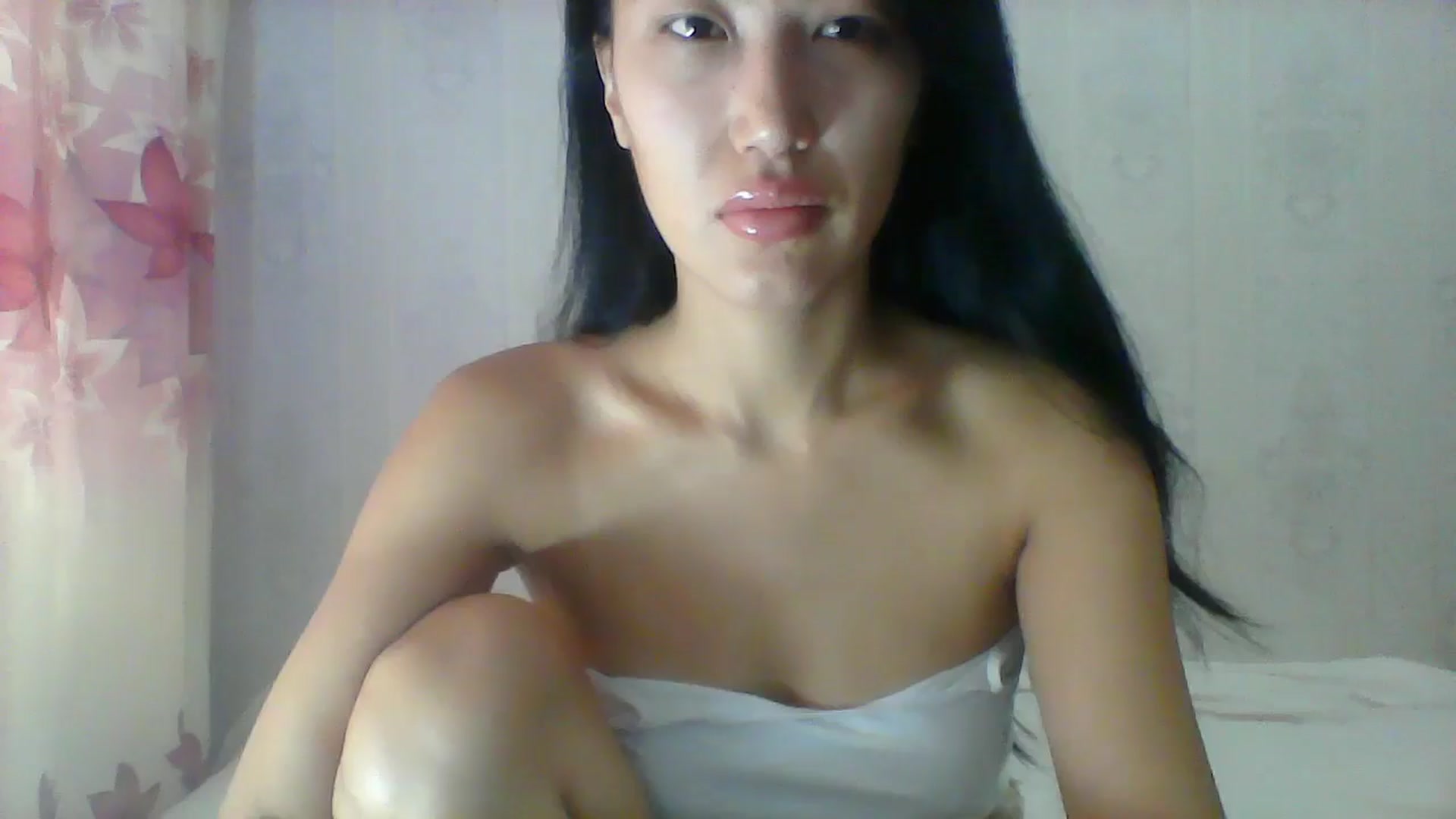 Gallery image thumbnail from SweetRo0mance's myfreecams stream on, 07/15/2024, 05:12 image 1 of 20