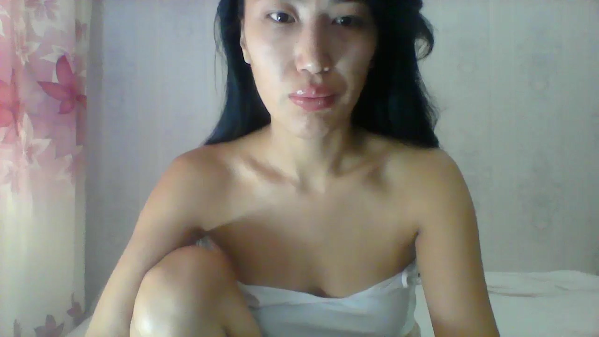 Gallery image thumbnail from SweetRo0mance's myfreecams stream on, 07/15/2024, 05:12 image 2 of 20