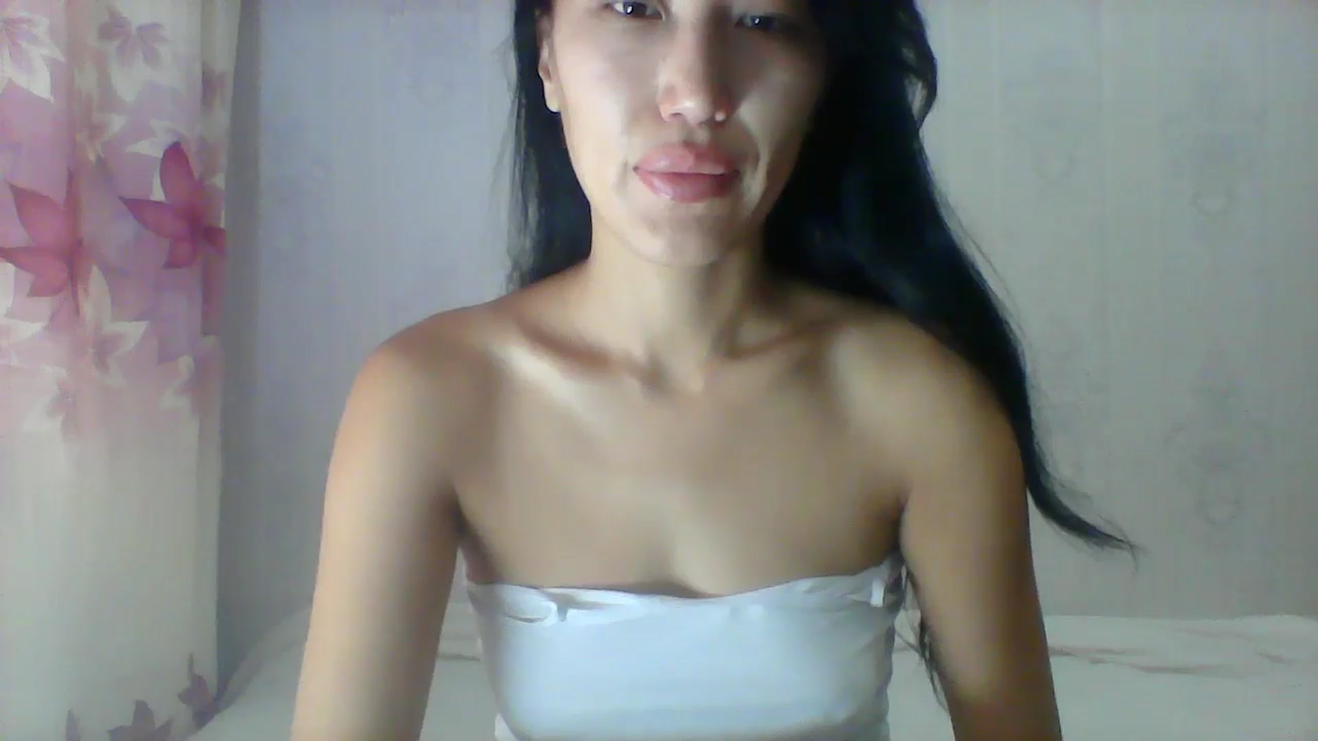 Gallery image thumbnail from SweetRo0mance's myfreecams stream on, 07/15/2024, 05:12 image 13 of 20