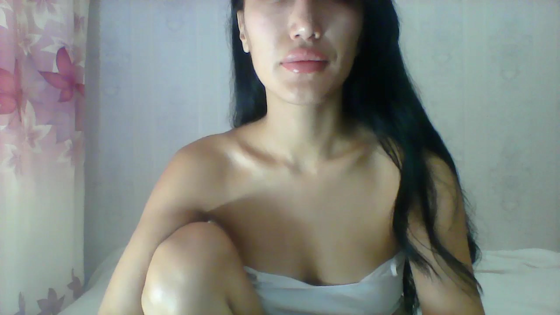 Gallery image thumbnail from SweetRo0mance's myfreecams stream on, 07/15/2024, 05:12 image 12 of 20