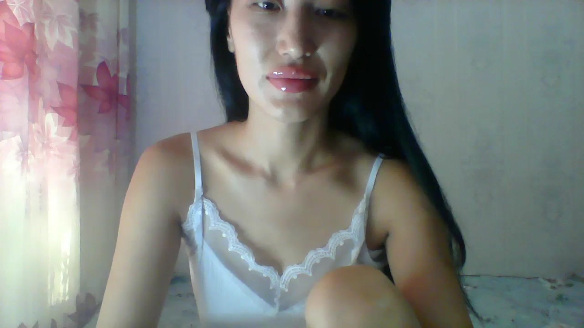 Gallery image thumbnail from SweetRo0mance's myfreecams stream on, 07/29/2024, 05:29 image 18 of 20