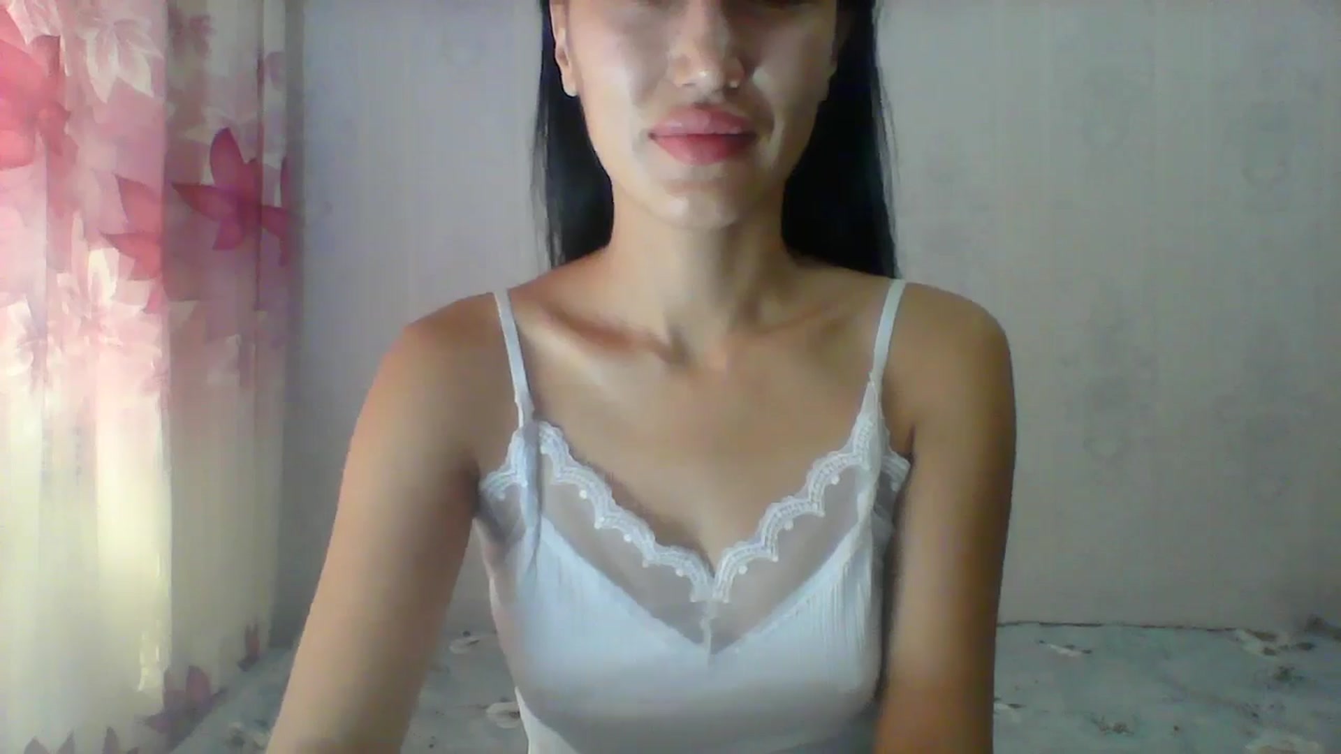 Gallery image thumbnail from SweetRo0mance's myfreecams stream on, 07/29/2024, 05:29 image 12 of 20