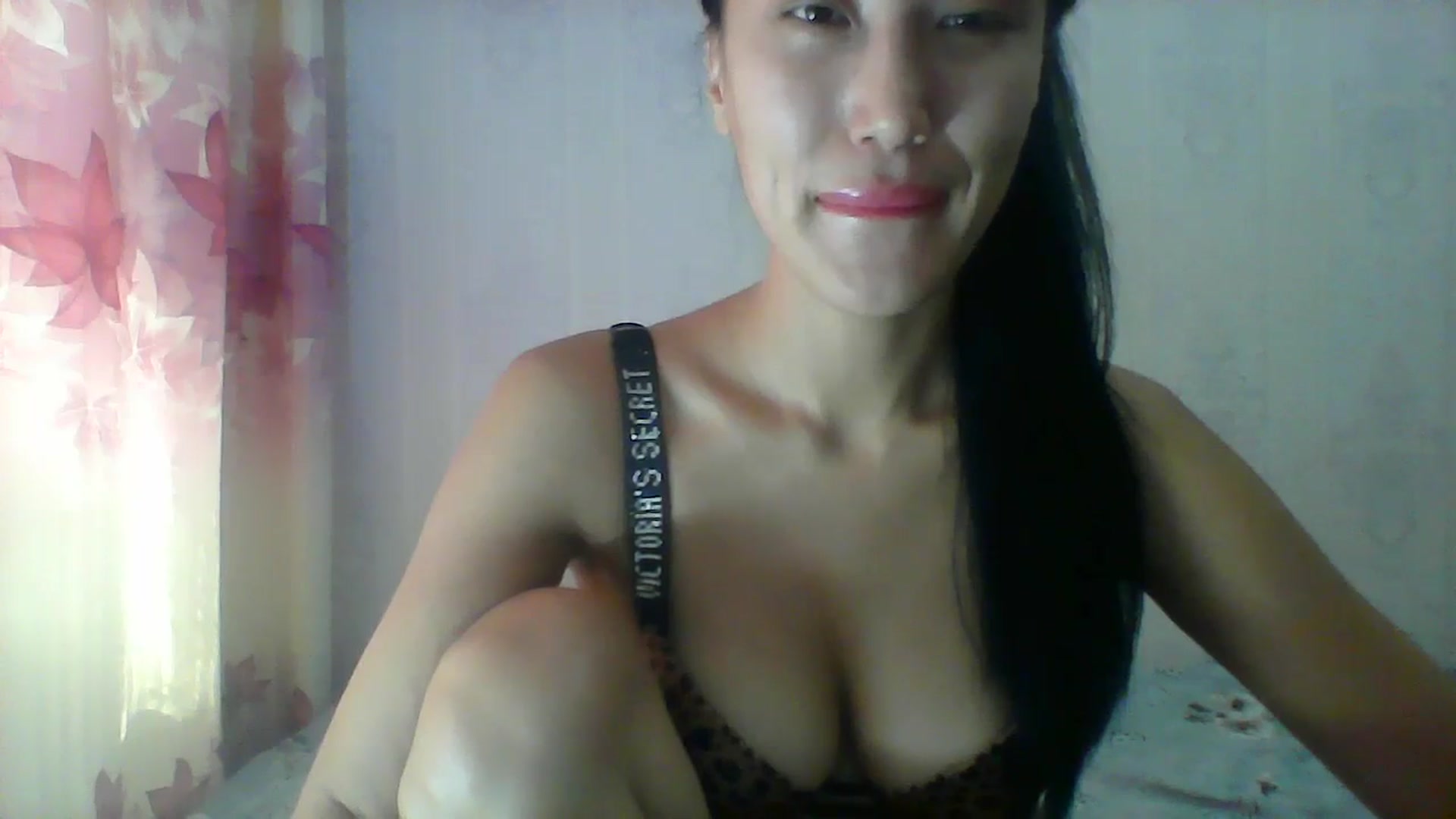 Gallery image thumbnail from SweetRo0mance's myfreecams stream on, 08/09/2024, 05:07 image 17 of 20