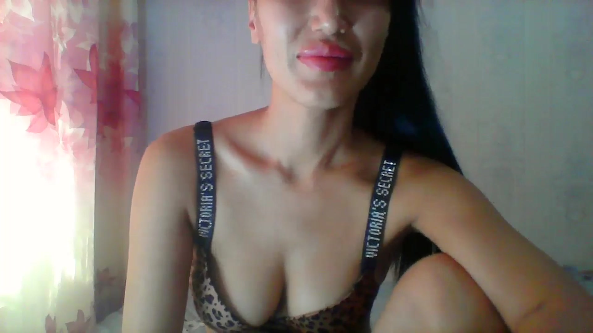Gallery image thumbnail from SweetRo0mance's myfreecams stream on, 08/09/2024, 06:12 image 6 of 20