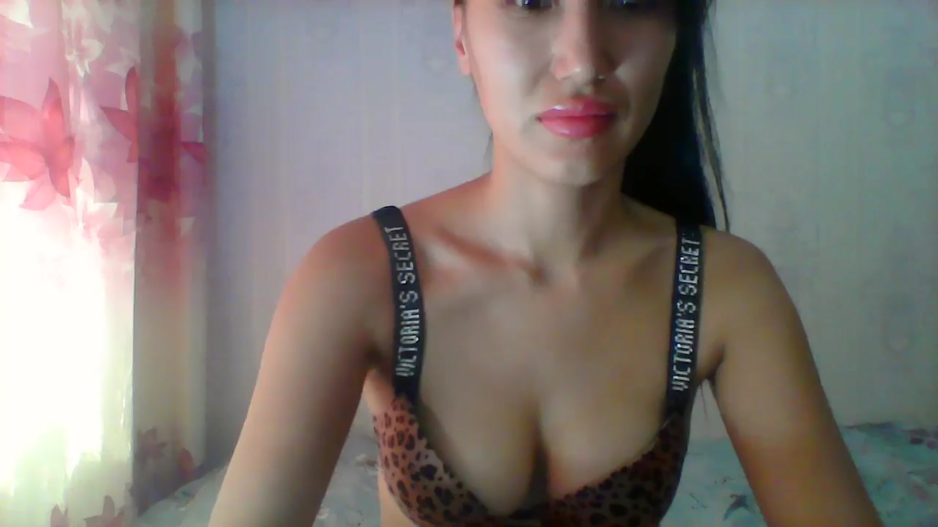 Gallery image thumbnail from SweetRo0mance's myfreecams stream on, 08/09/2024, 06:12 image 2 of 20
