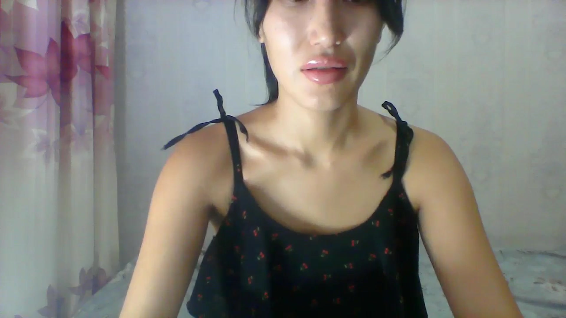 Gallery image thumbnail from SweetRo0mance's myfreecams stream on, 08/21/2024, 13:41 image 19 of 20