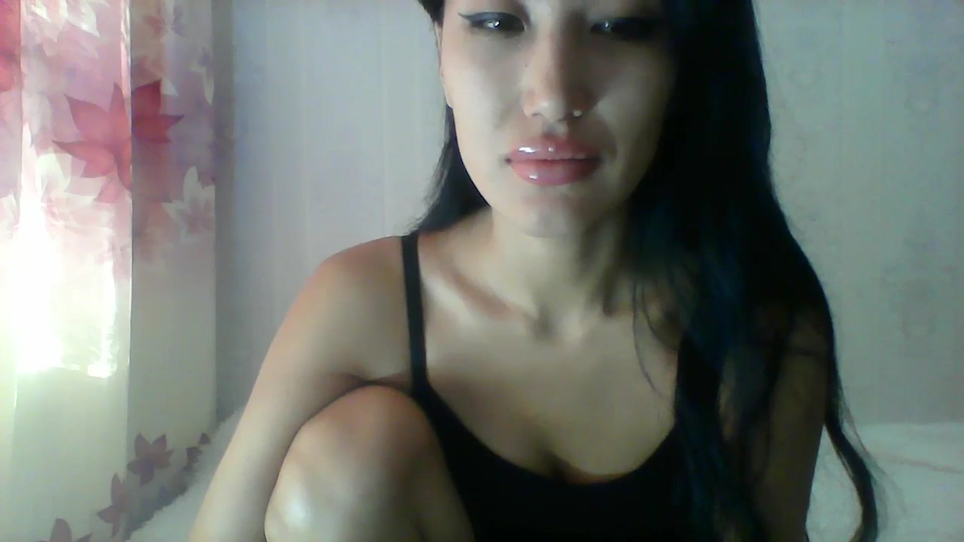 Gallery image thumbnail from SweetRo0mance's myfreecams stream on, 10/21/2024, 04:50 image 2 of 20