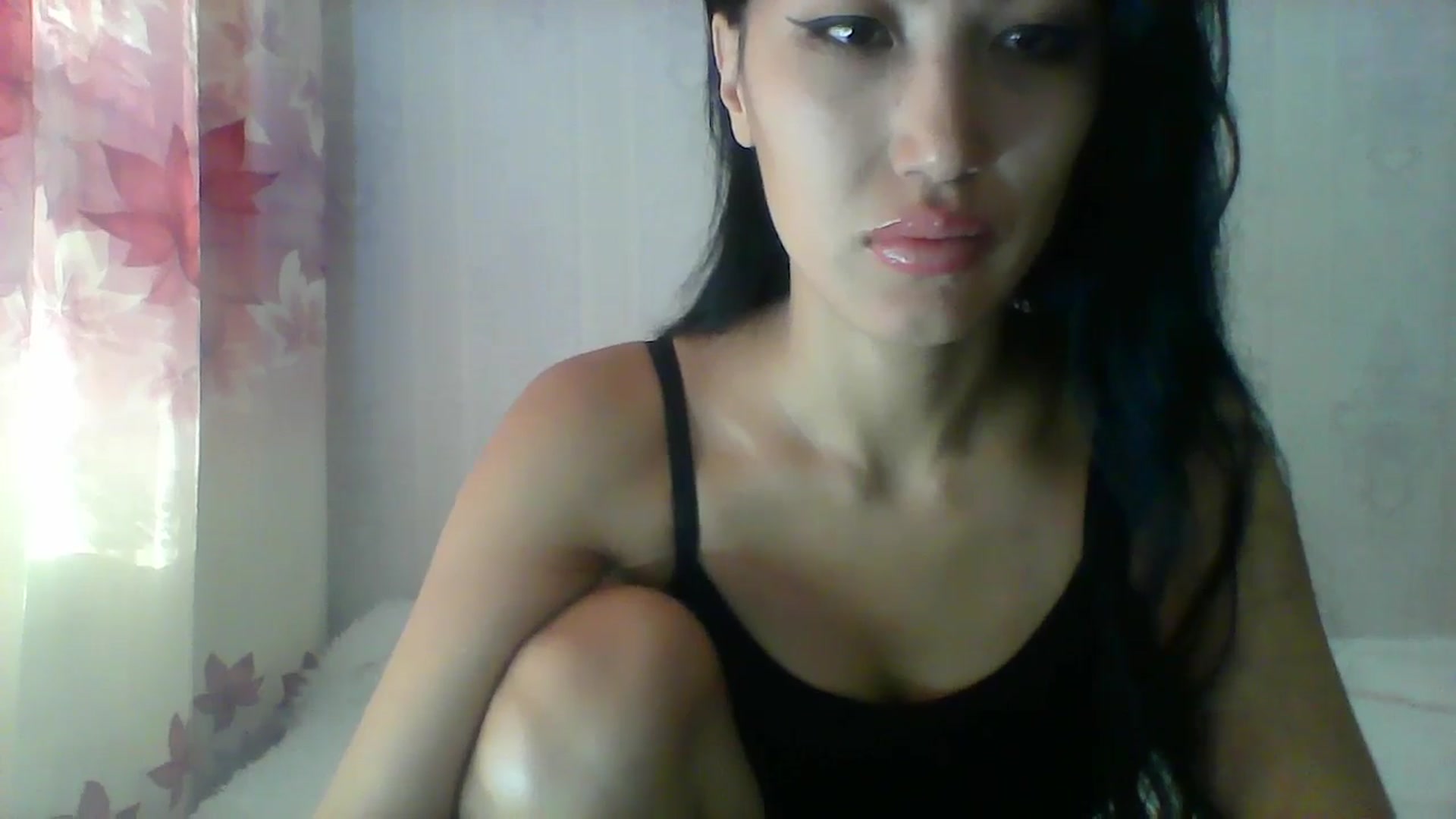 Gallery image thumbnail from SweetRo0mance's myfreecams stream on, 10/21/2024, 04:50 image 3 of 20