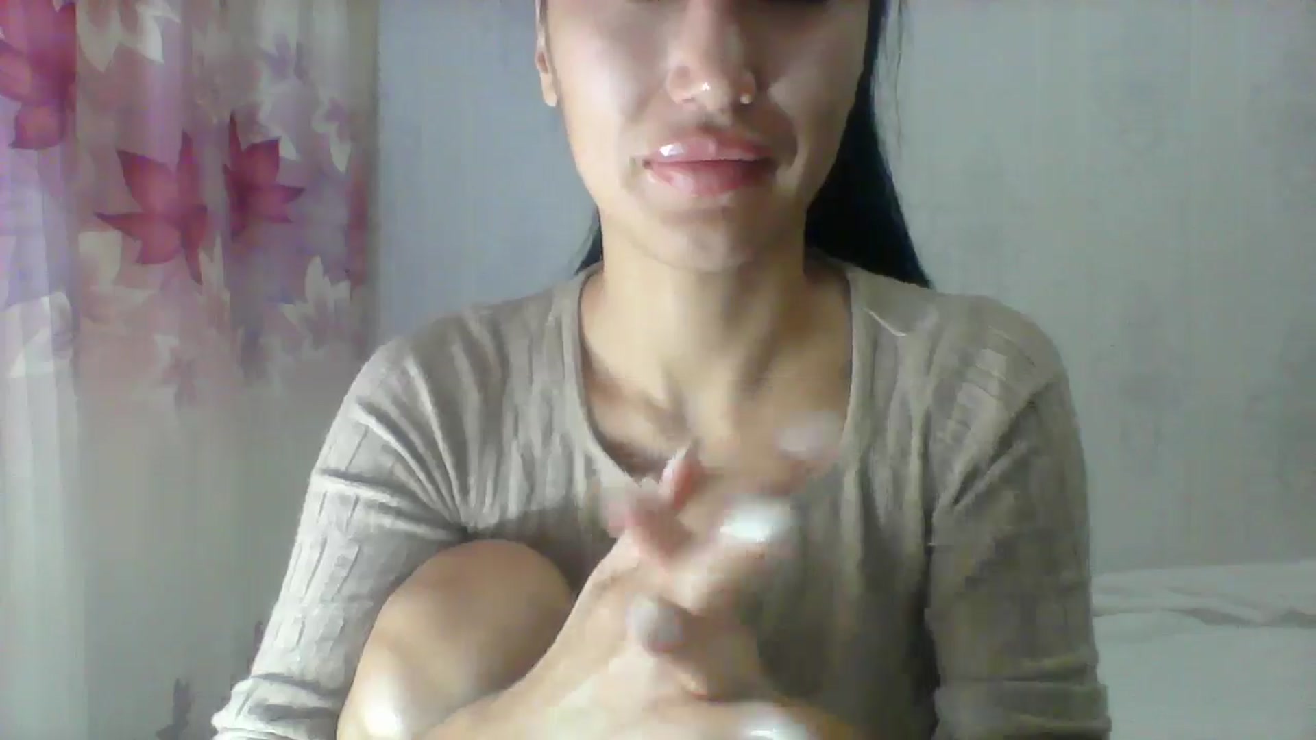 Gallery image thumbnail from SweetRo0mance's myfreecams stream on, 10/24/2024, 05:07 image 13 of 20