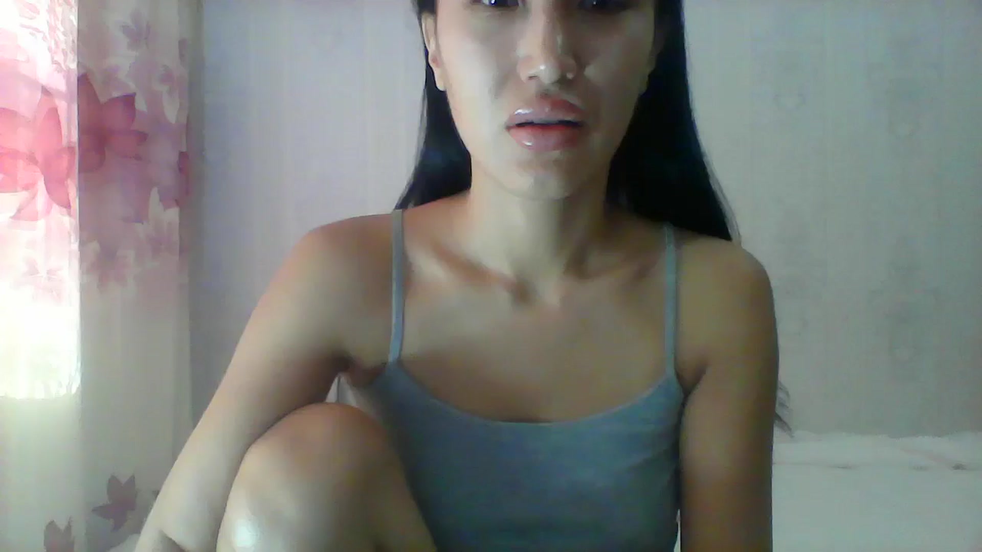 Gallery image thumbnail from SweetRo0mance's myfreecams stream on, 10/25/2024, 05:09 image 6 of 20