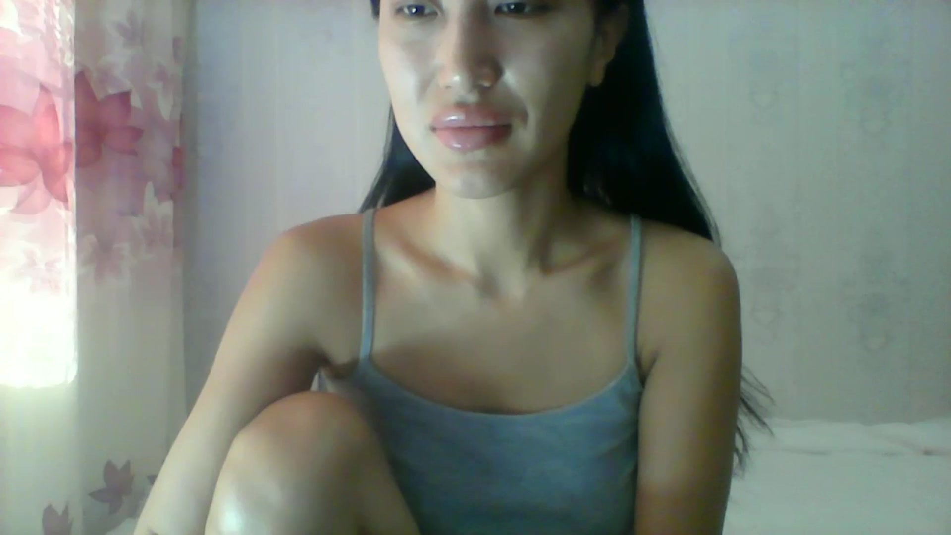 Gallery image thumbnail from SweetRo0mance's myfreecams stream on, 10/25/2024, 05:09 image 7 of 20