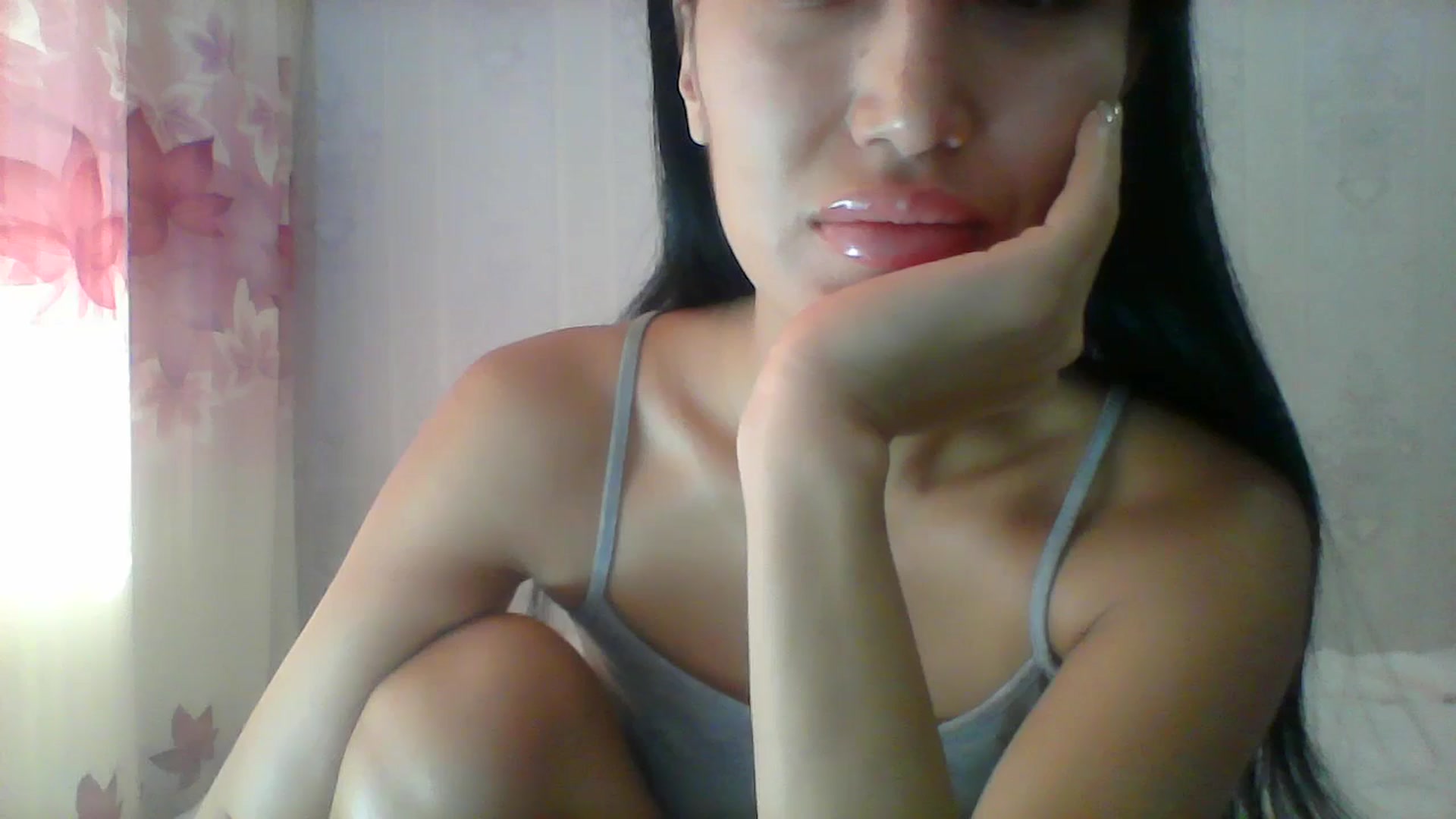 Gallery image thumbnail from SweetRo0mance's myfreecams stream on, 10/25/2024, 05:09 image 16 of 20