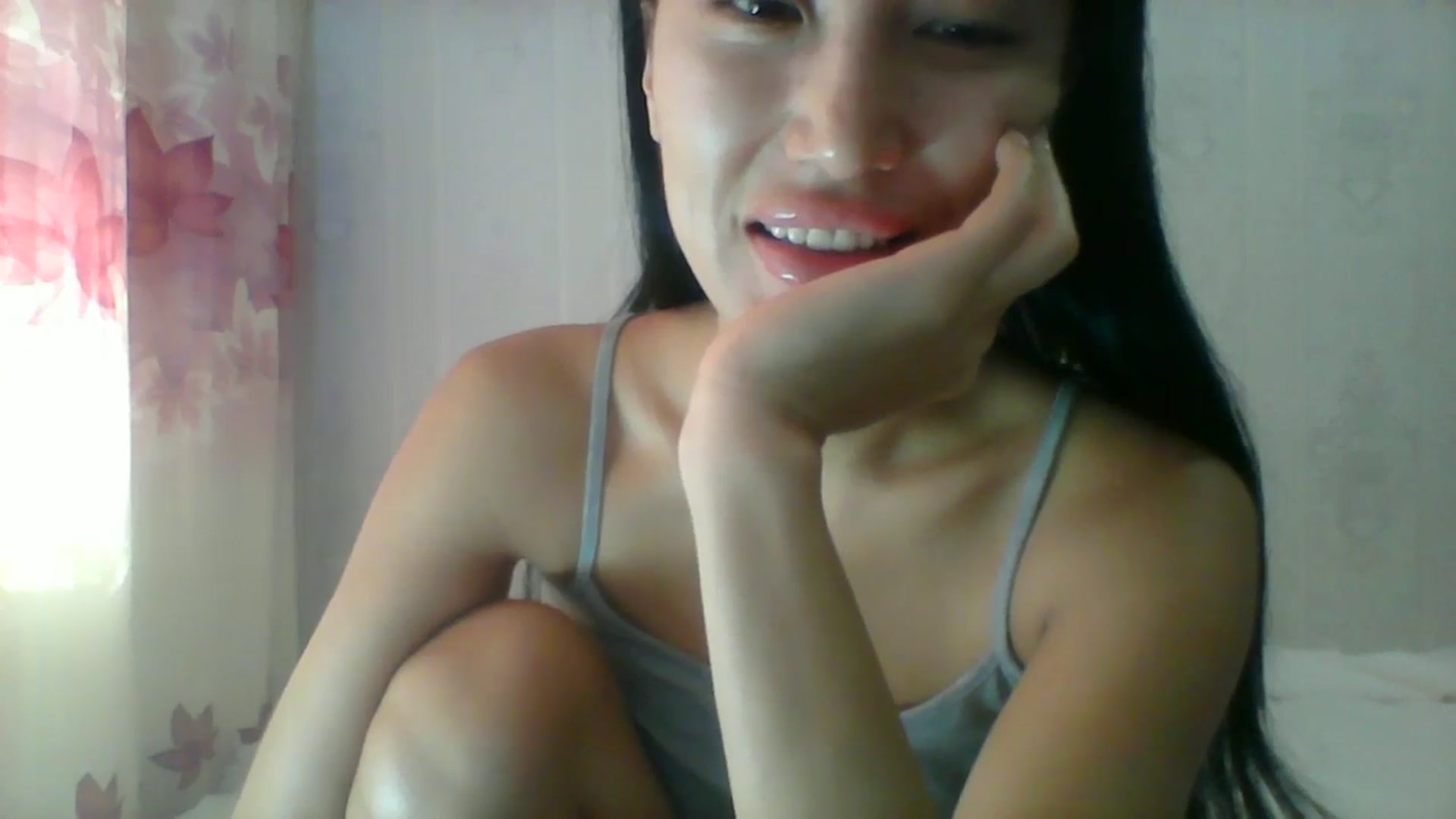 Gallery image thumbnail from SweetRo0mance's myfreecams stream on, 10/25/2024, 05:09 image 13 of 20