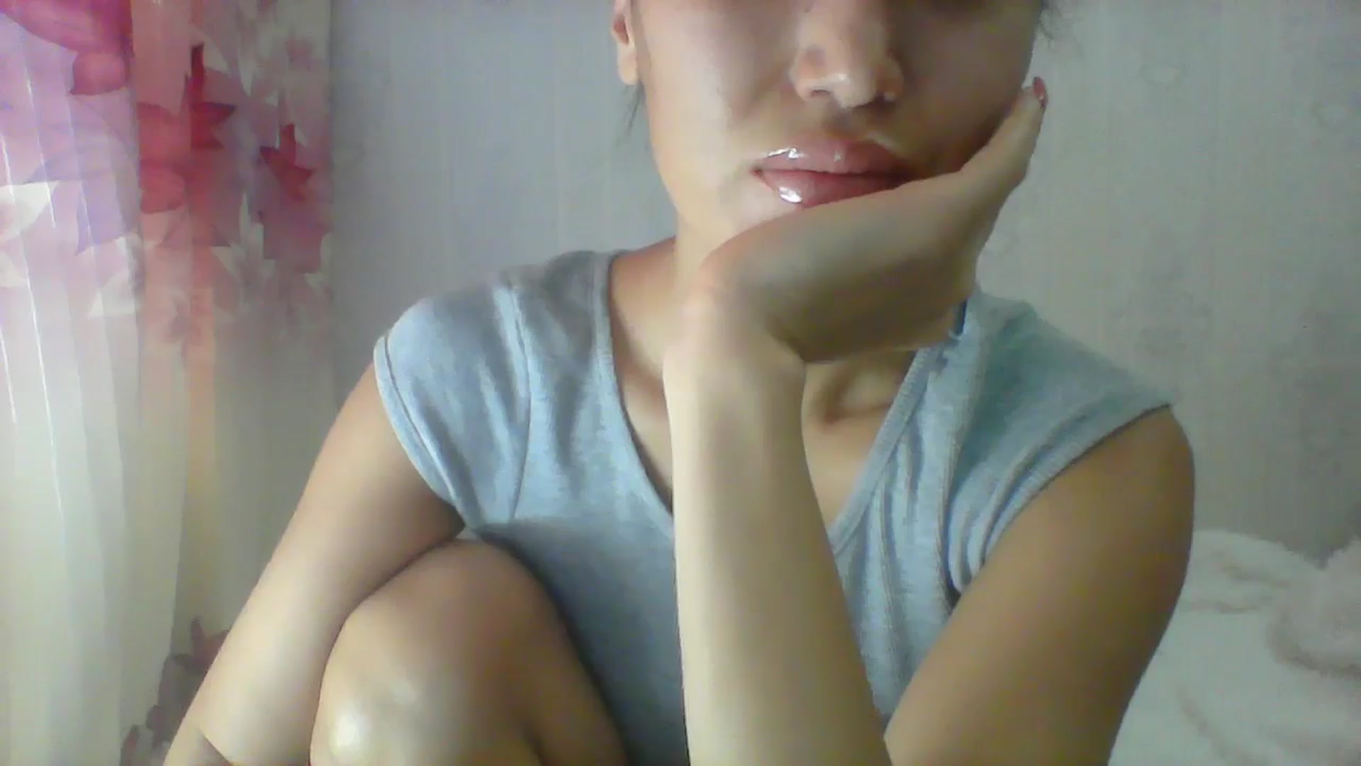 Gallery image thumbnail from SweetRo0mance's myfreecams stream on, 11/14/2024, 06:46 image 13 of 20