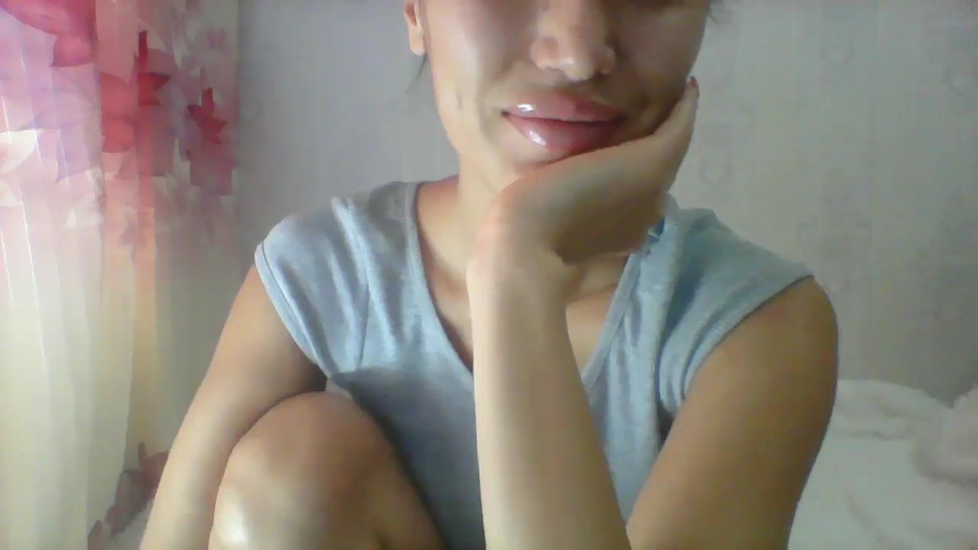 Gallery image thumbnail from SweetRo0mance's myfreecams stream on, 11/14/2024, 06:46 image 15 of 20