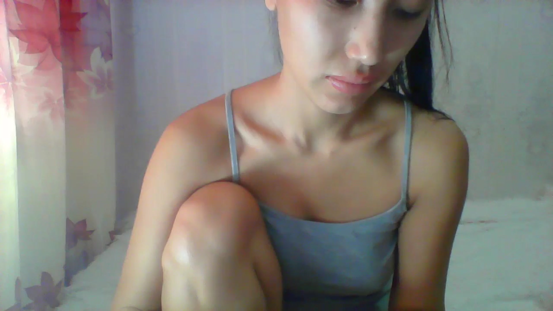 Gallery image thumbnail from SweetRo0mance's myfreecams stream on, 11/21/2024, 07:35 image 10 of 20
