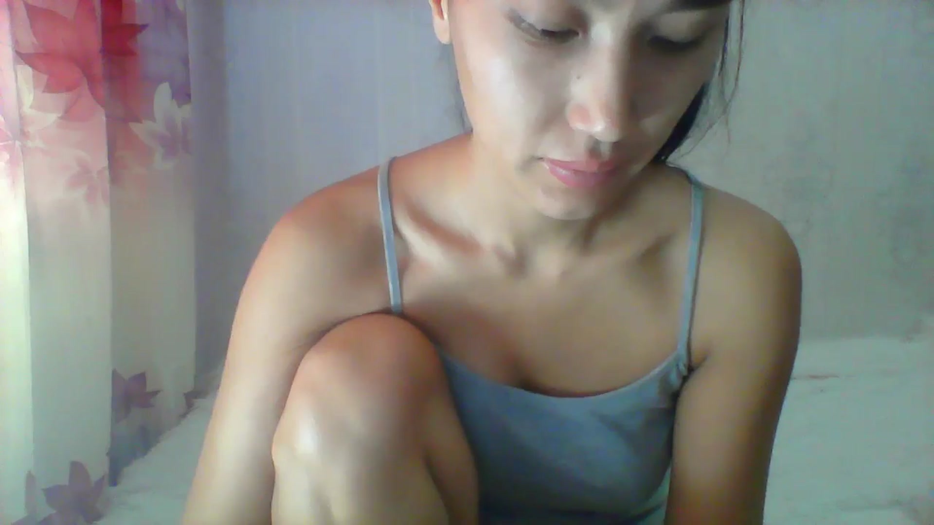 Gallery image thumbnail from SweetRo0mance's myfreecams stream on, 11/21/2024, 07:35 image 17 of 20